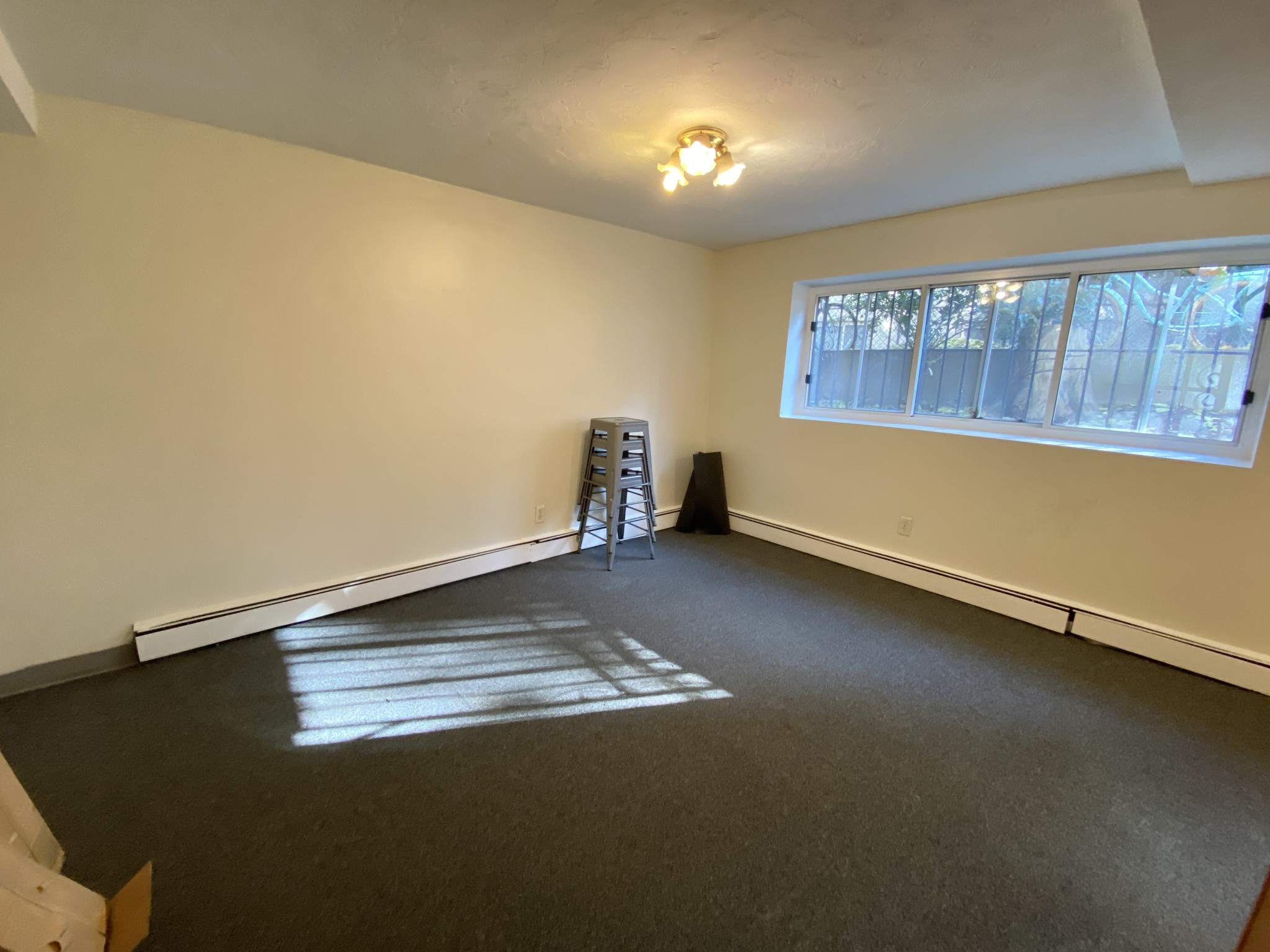 1 bed, 1 bath apartment for rent at 103 Gordon St Unit G2, Brighton — photo 1 of 19