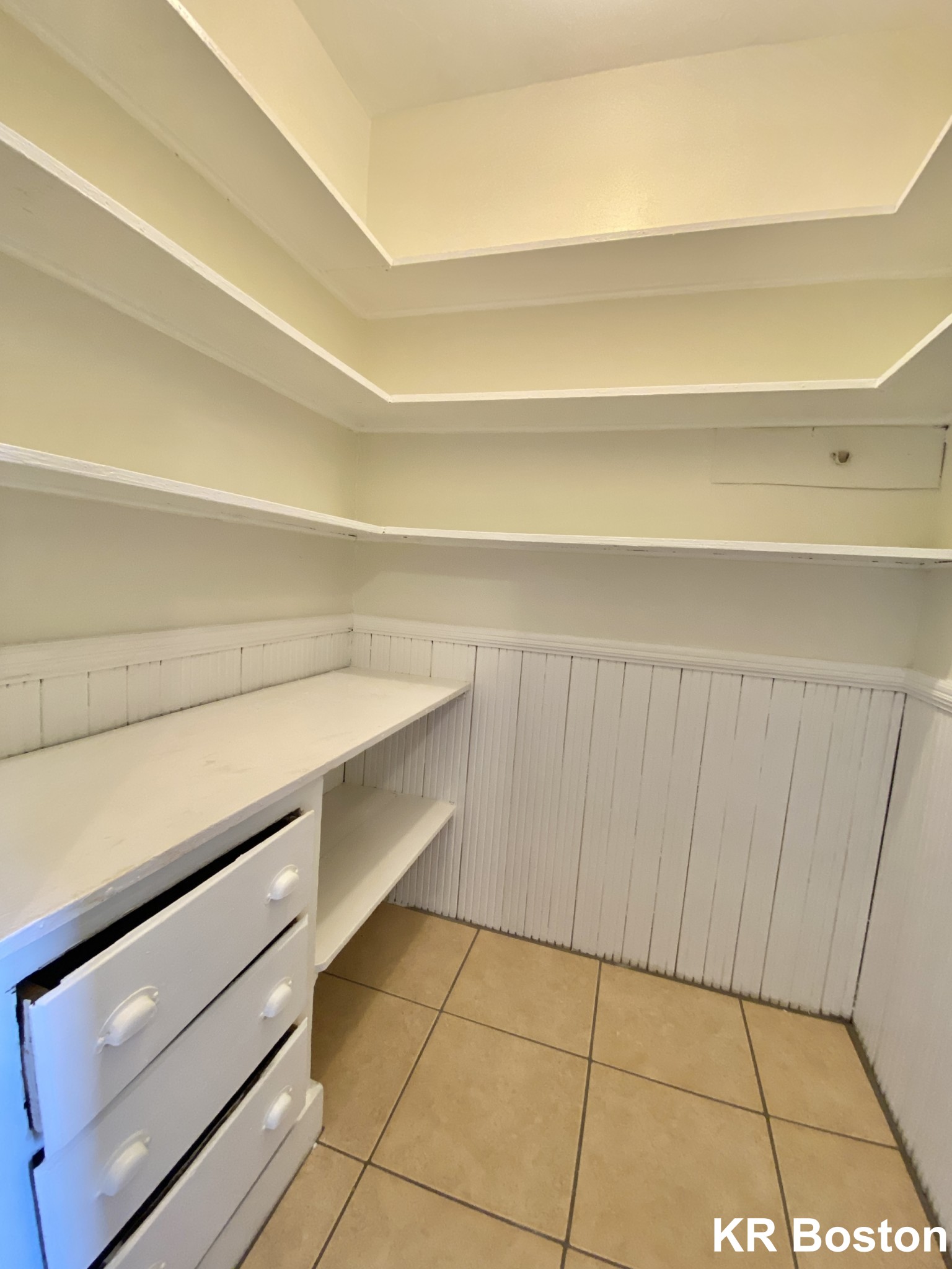 2 bed, 1 bath apartment for rent at 1412 Commonwealth Ave Unit 14, Brighton — photo 11 of 20