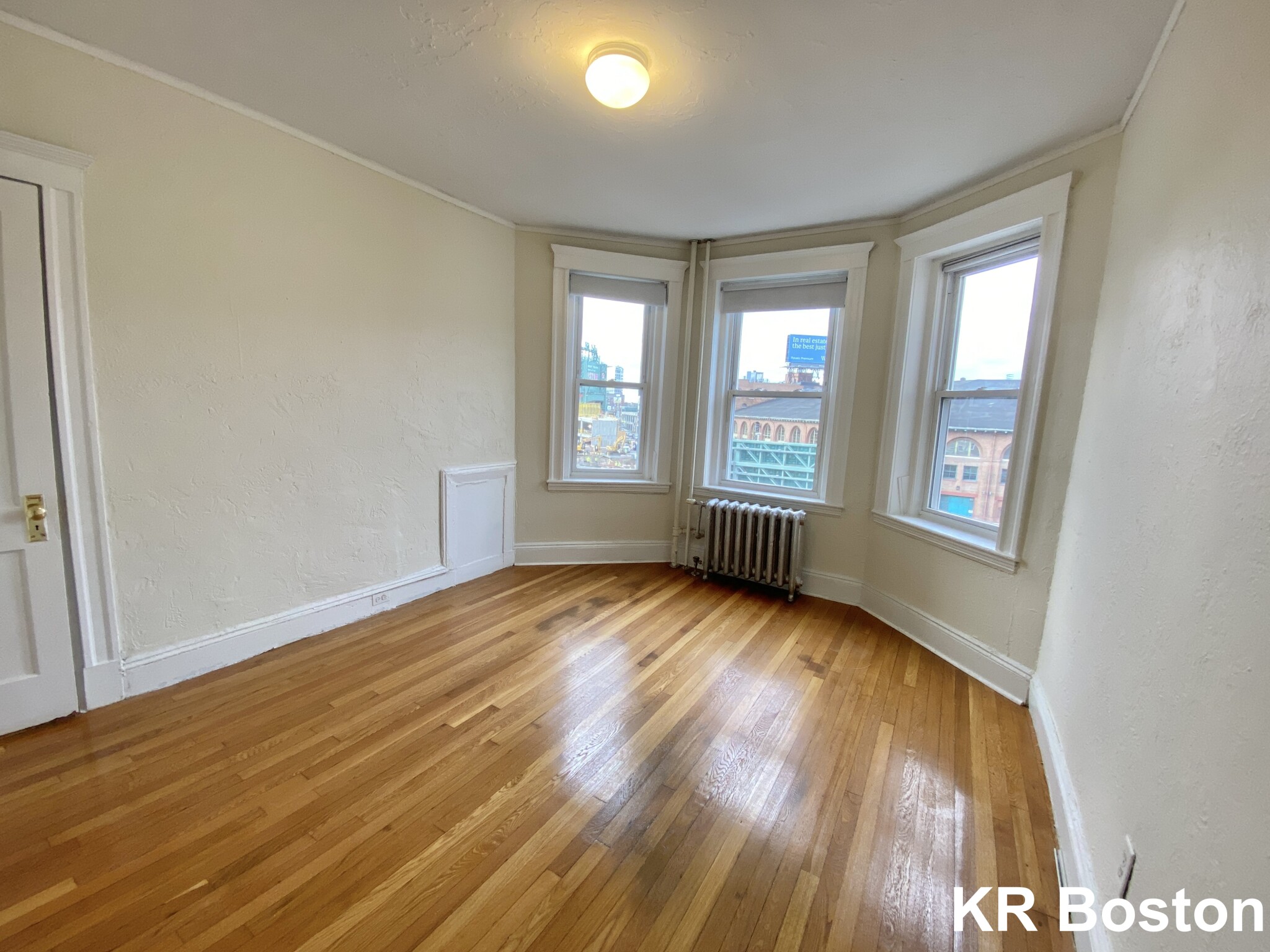 1171 Boylston St, Fenway