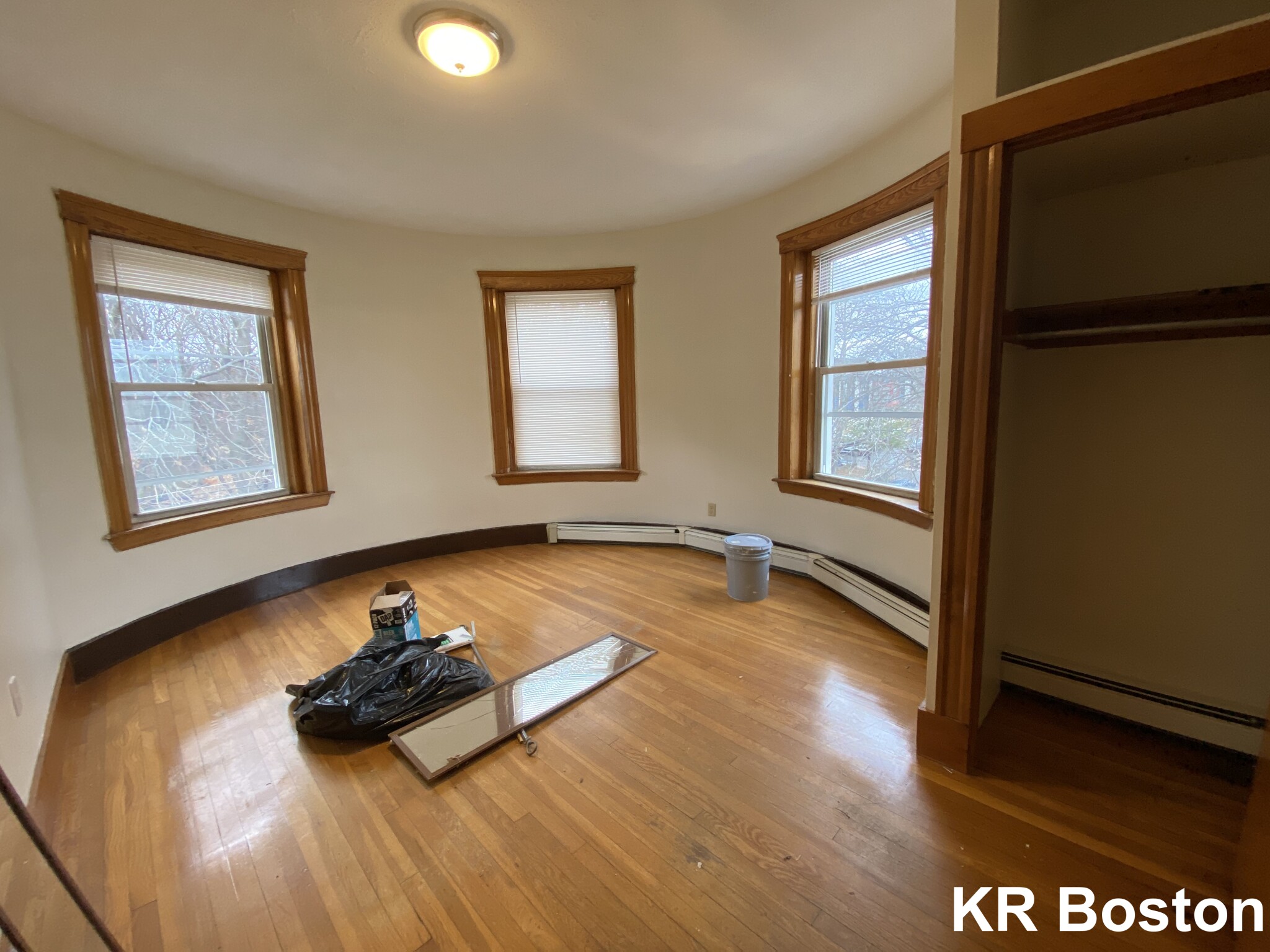 132 Glenville Ave, Allston