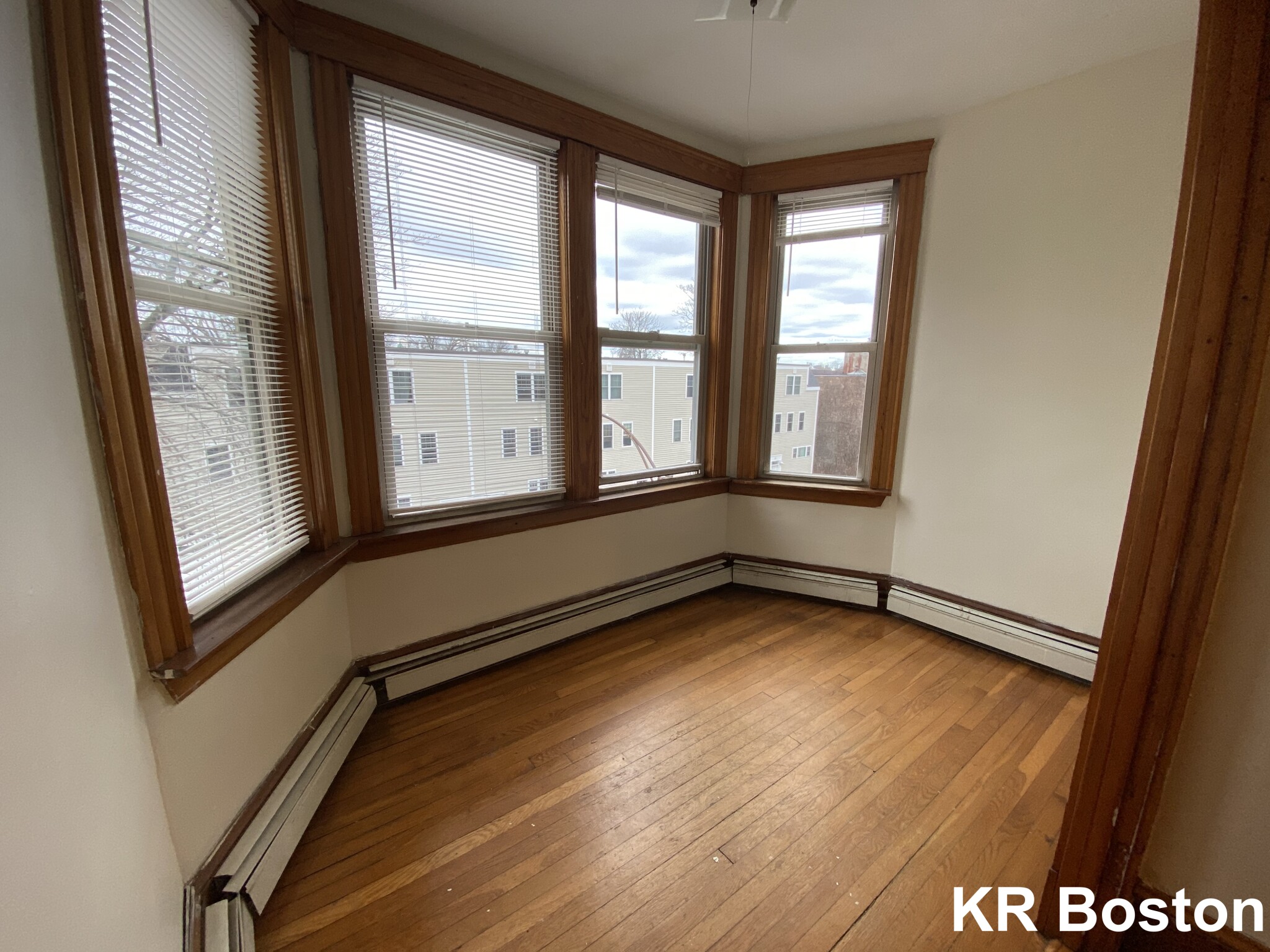 132 Glenville Ave, Allston