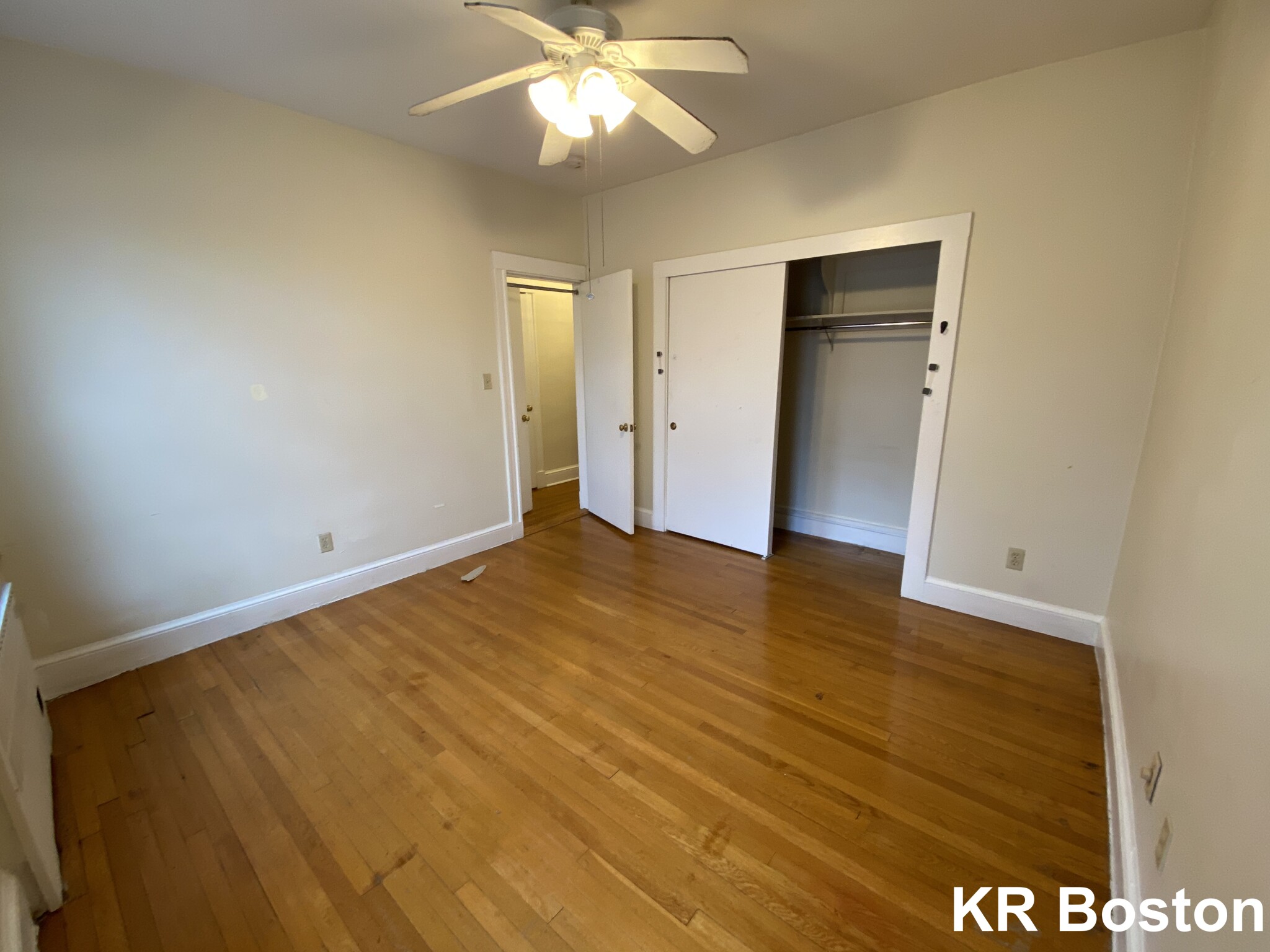 1232 Beacon St, Coolidge Corner