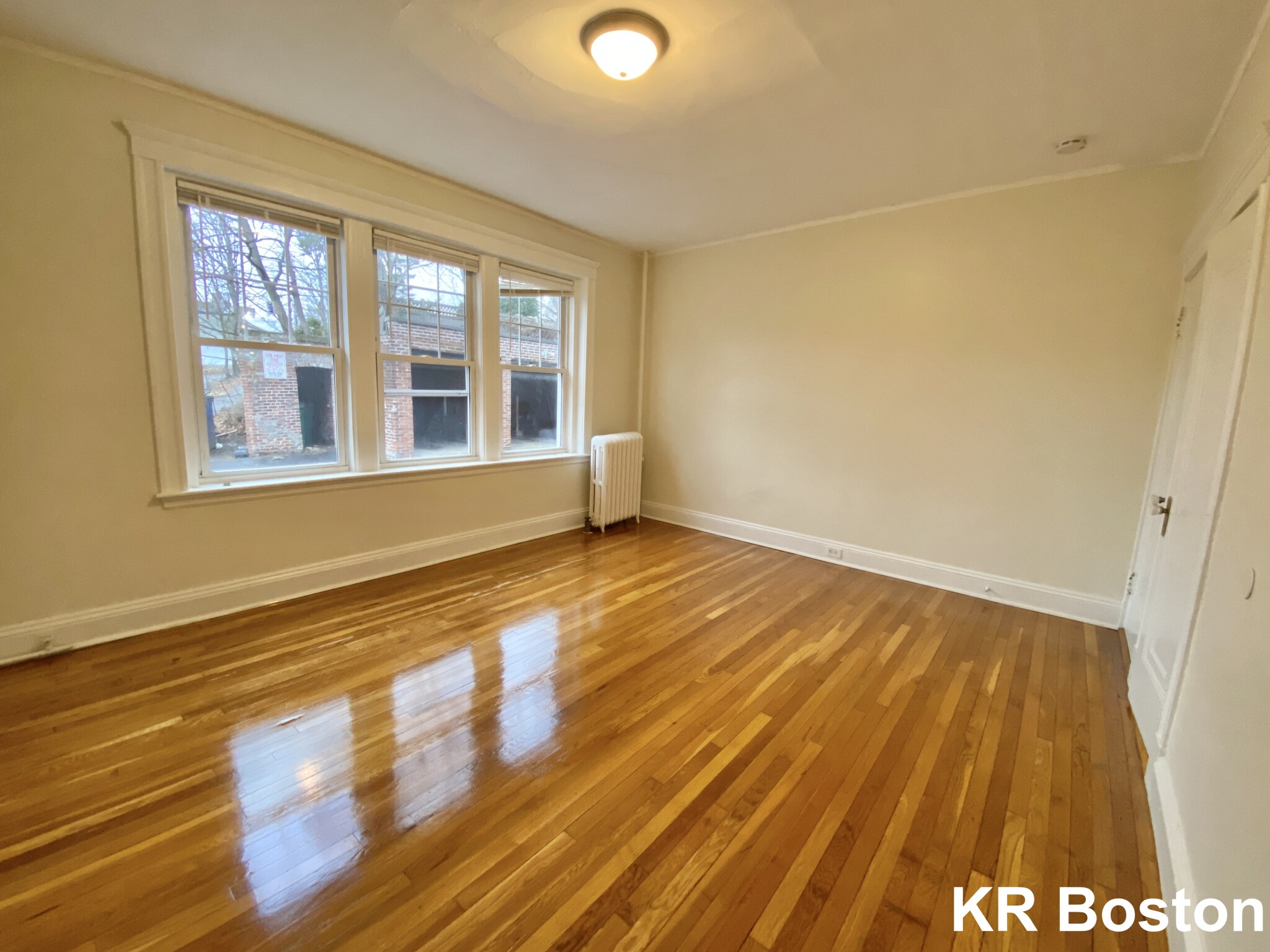 724 Washington St, Washington Square