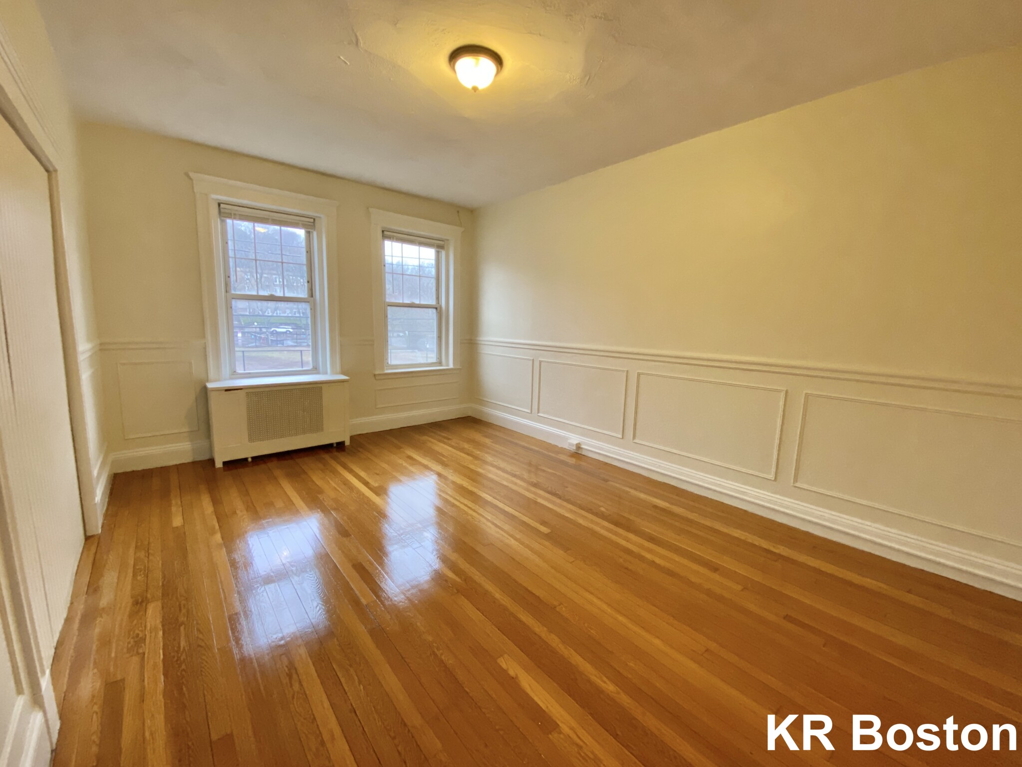 724 Washington St, Washington Square