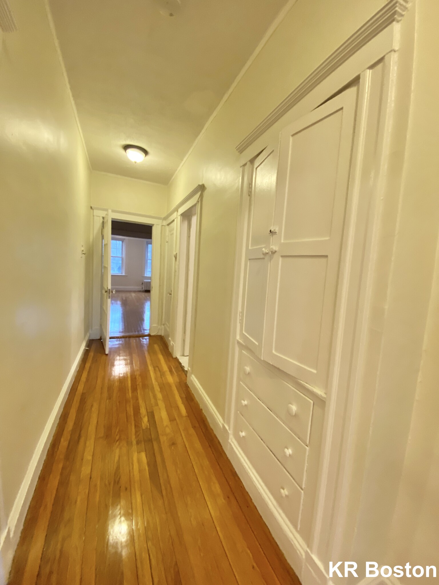 724 Washington St, Washington Square