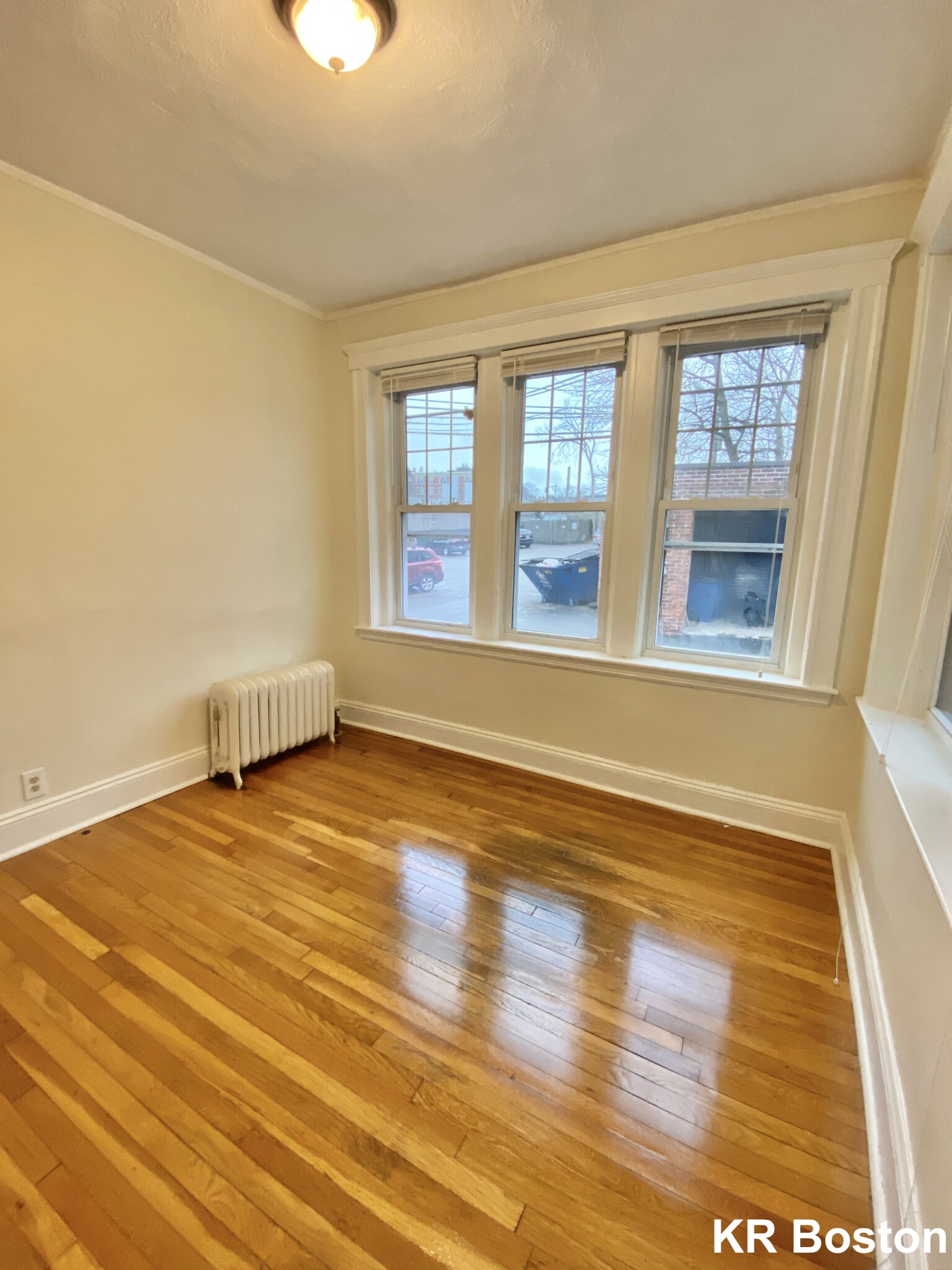 724 Washington St, Washington Square