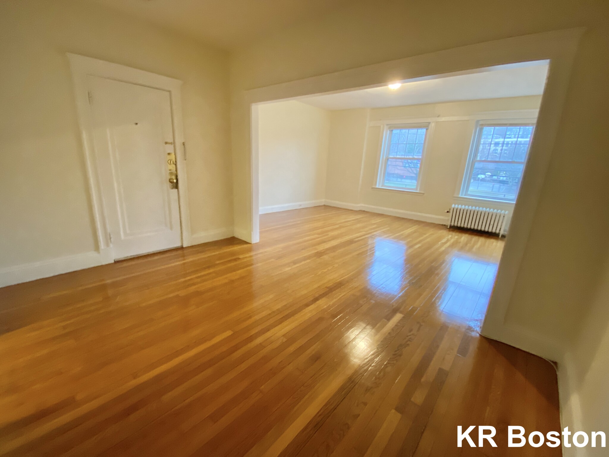 724 Washington St, Washington Square