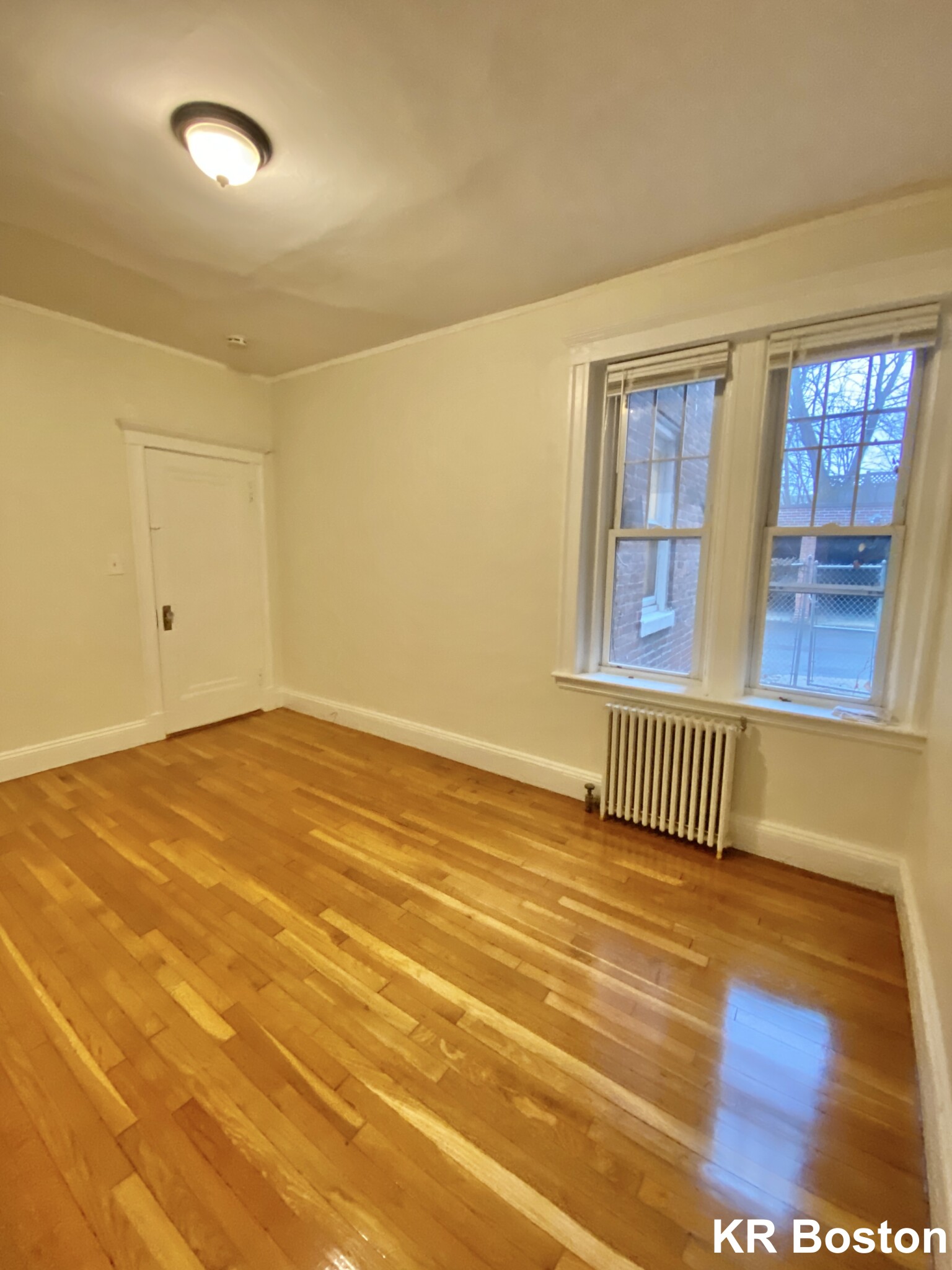 724 Washington St, Washington Square