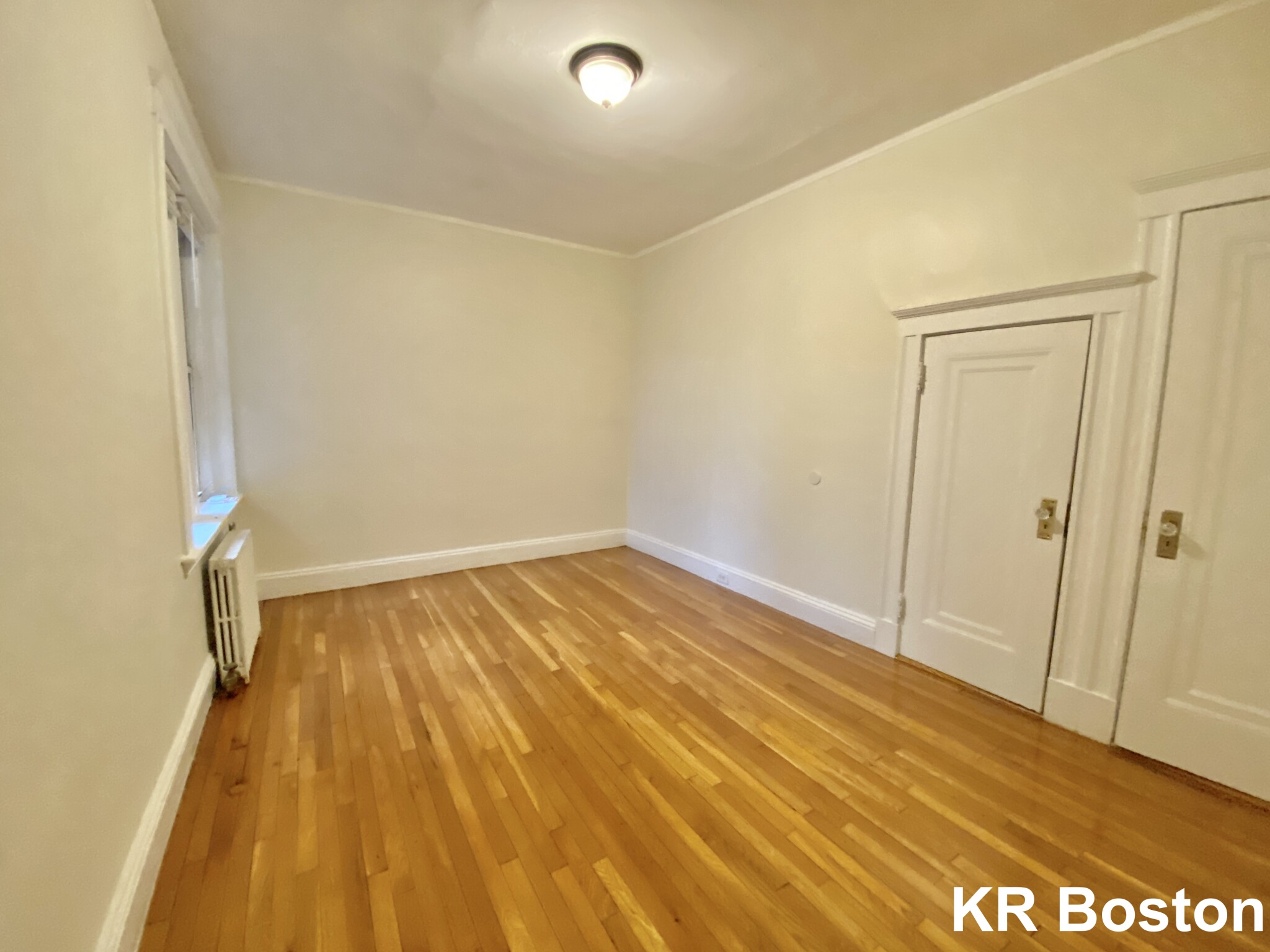 724 Washington St, Washington Square