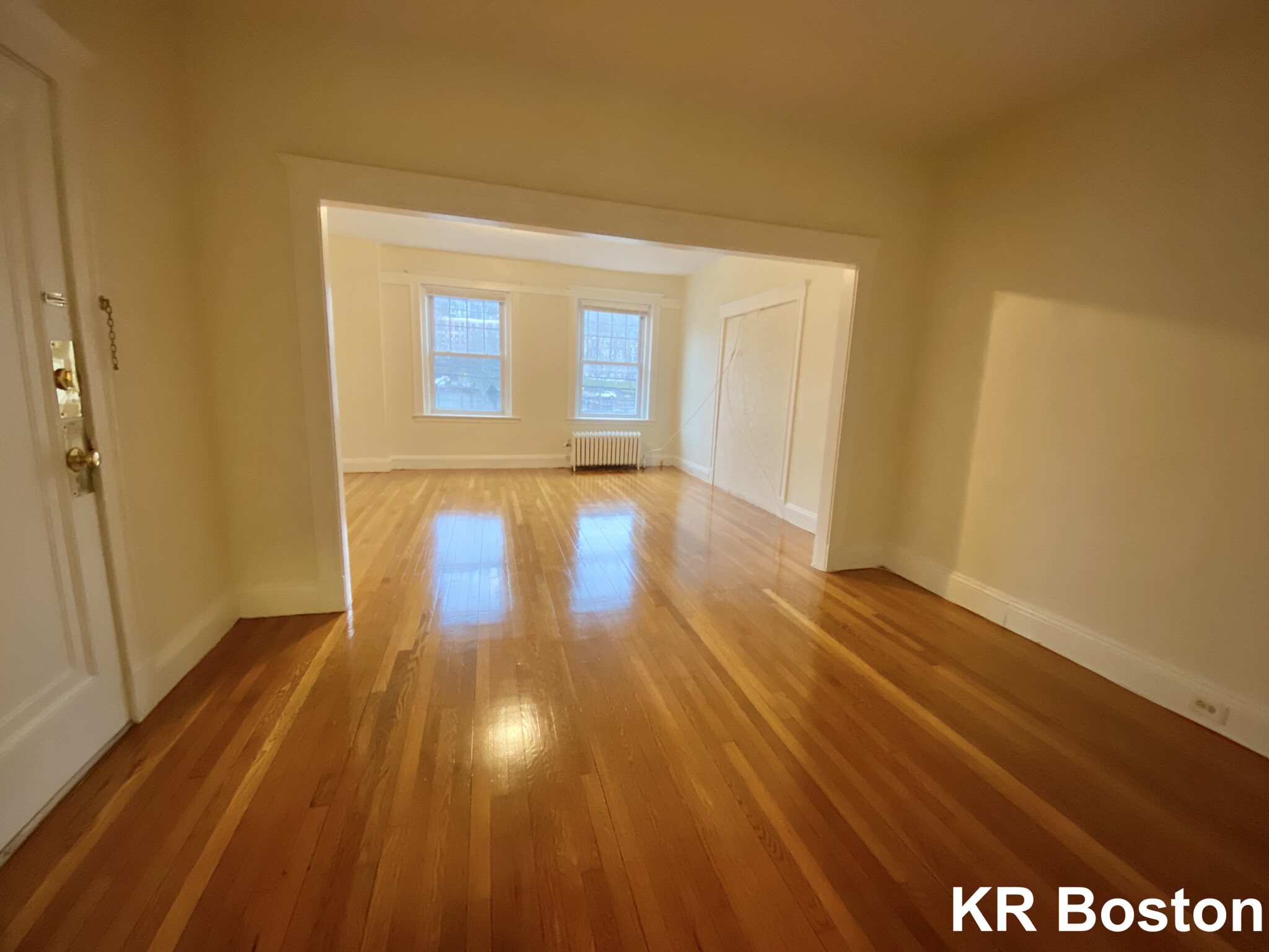 724 Washington St, Washington Square