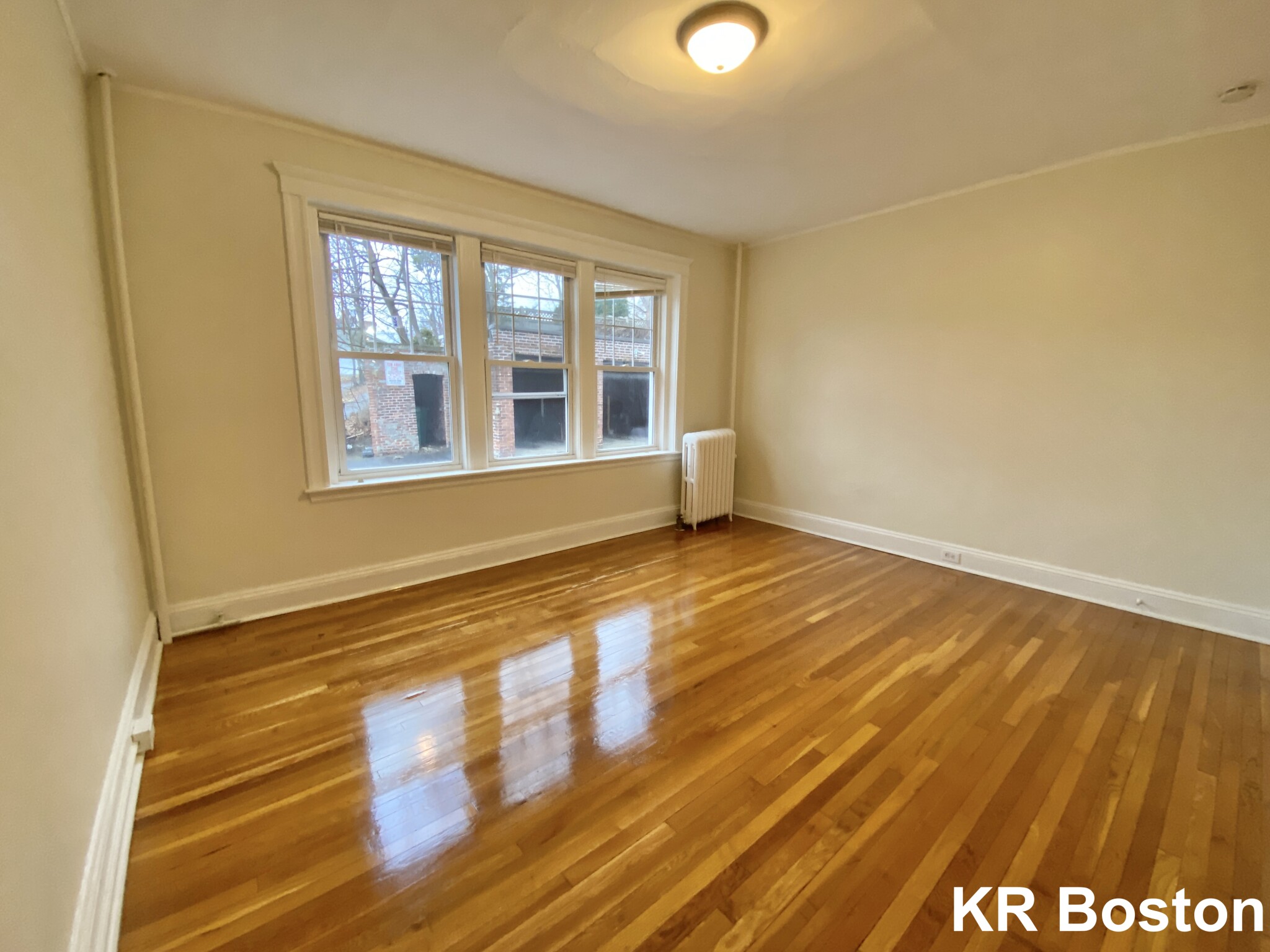 724 Washington St, Washington Square