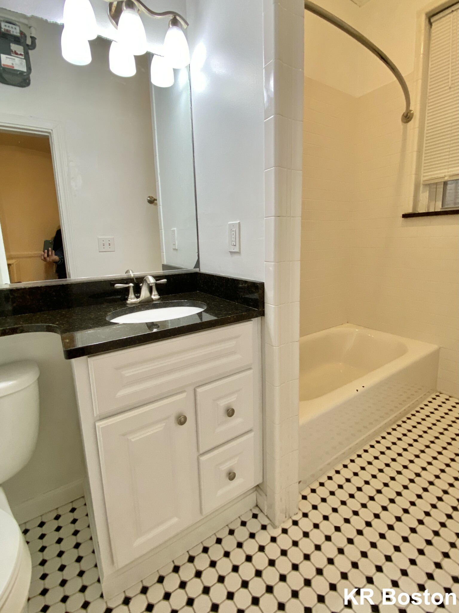 26 Hemenway St, Fenway