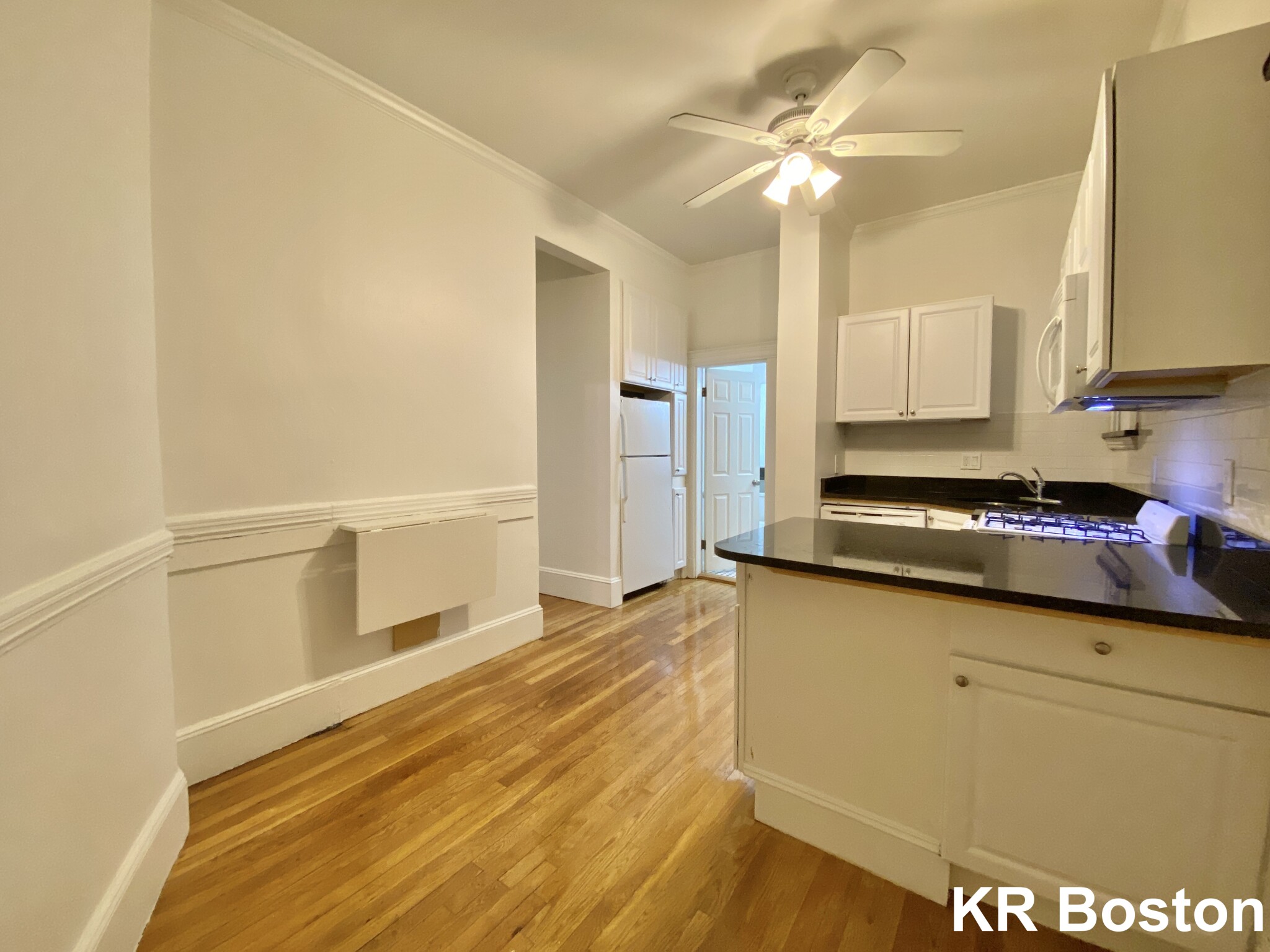 26 Hemenway St, Fenway