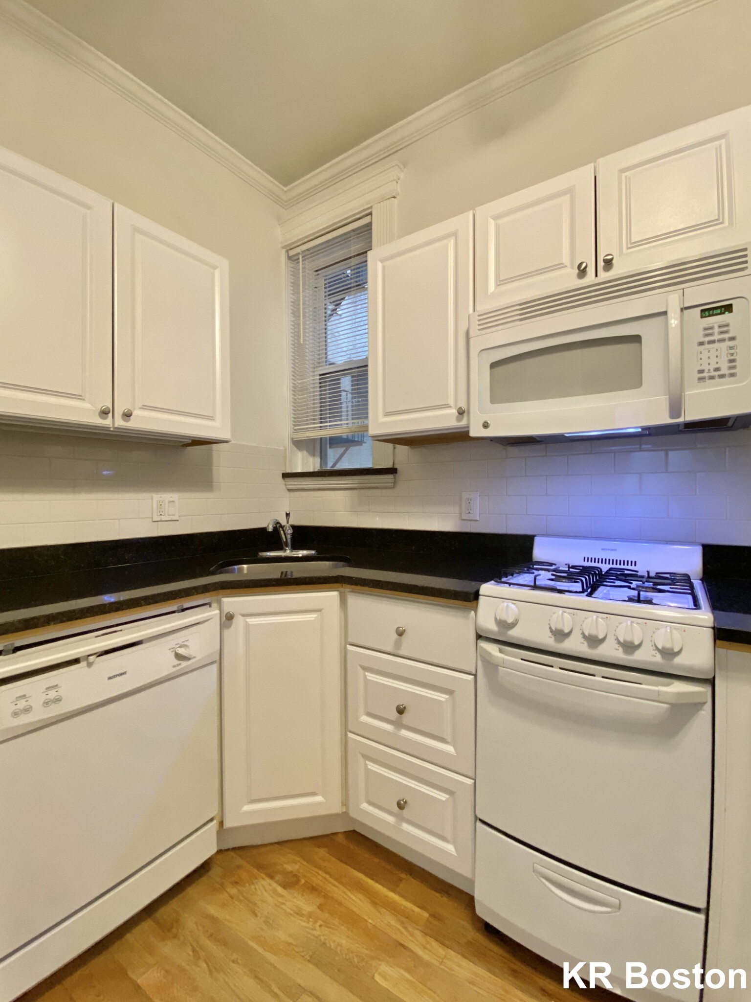 26 Hemenway St, Fenway