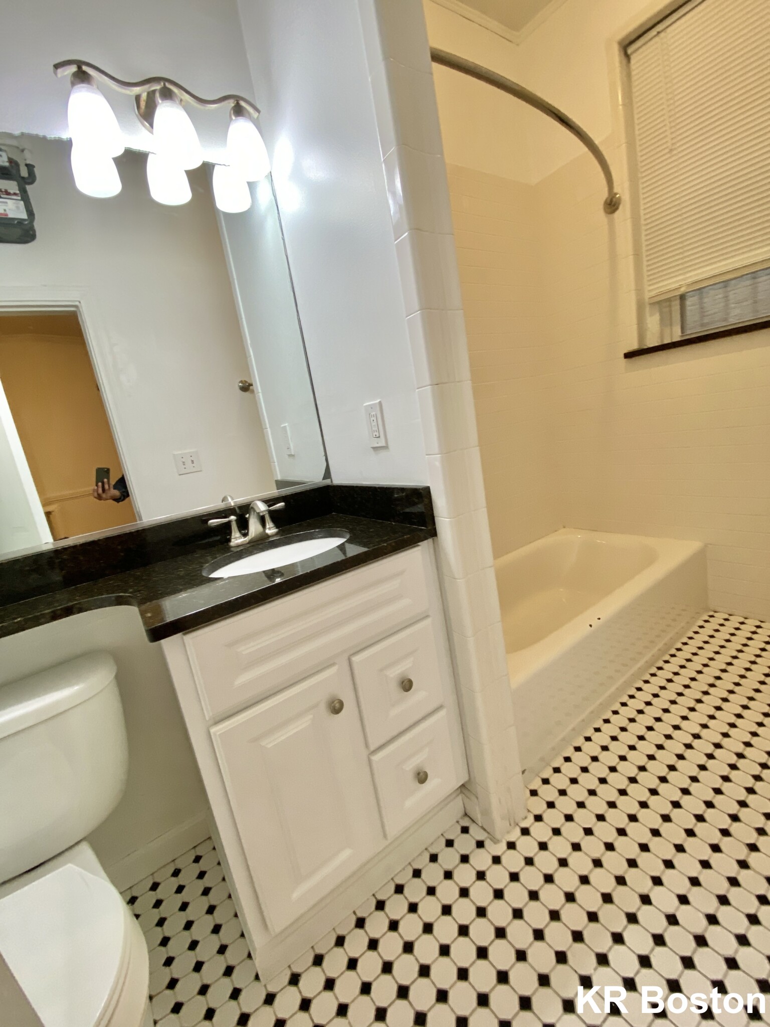 26 Hemenway St, Fenway