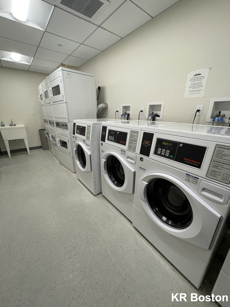 601 Albany St, South End