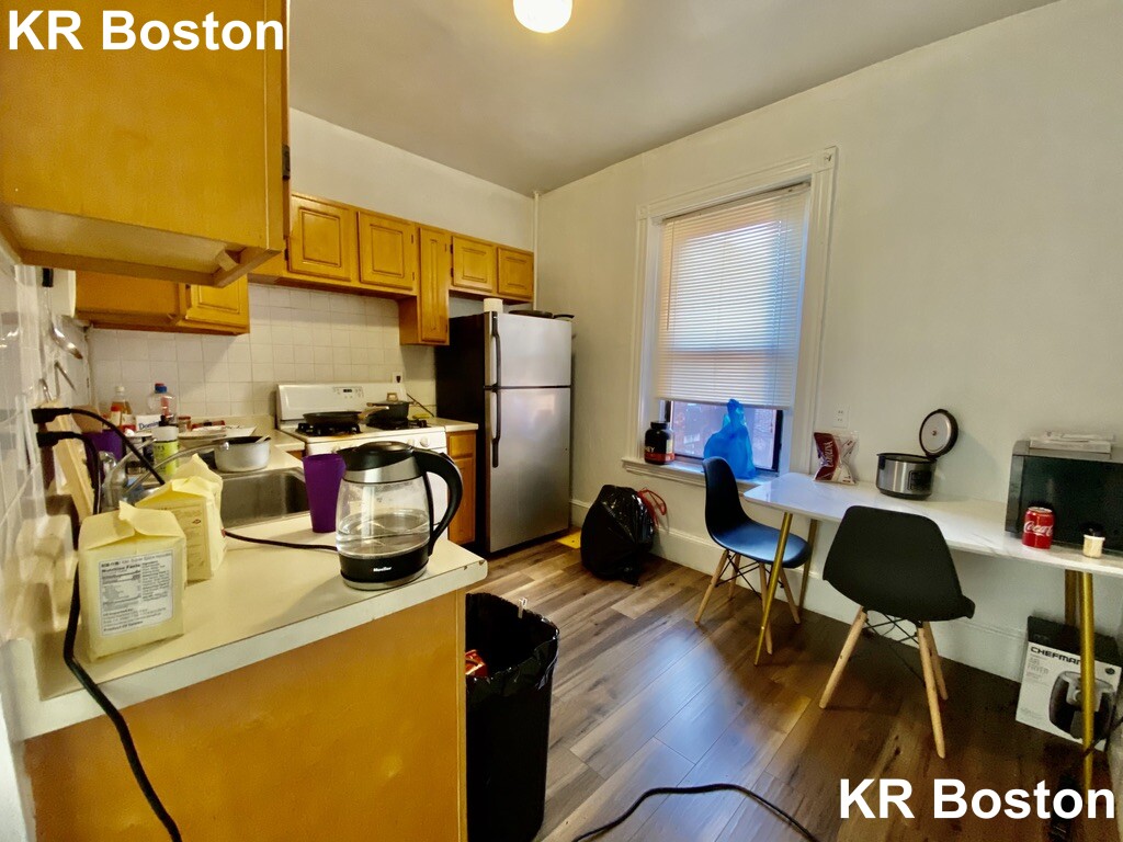 239 Harvard Ave, Allston