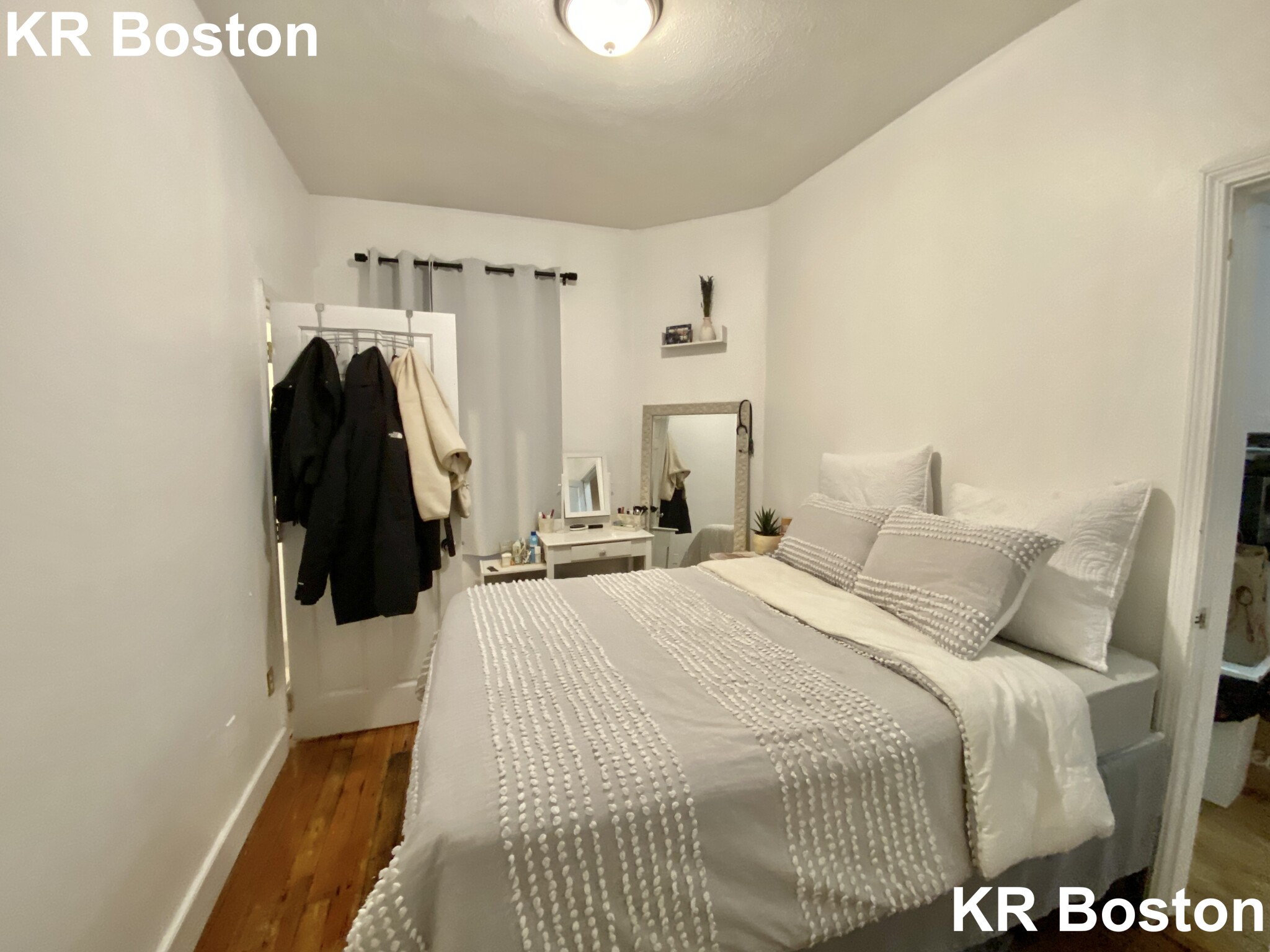 526 Harvard St, Coolidge Corner