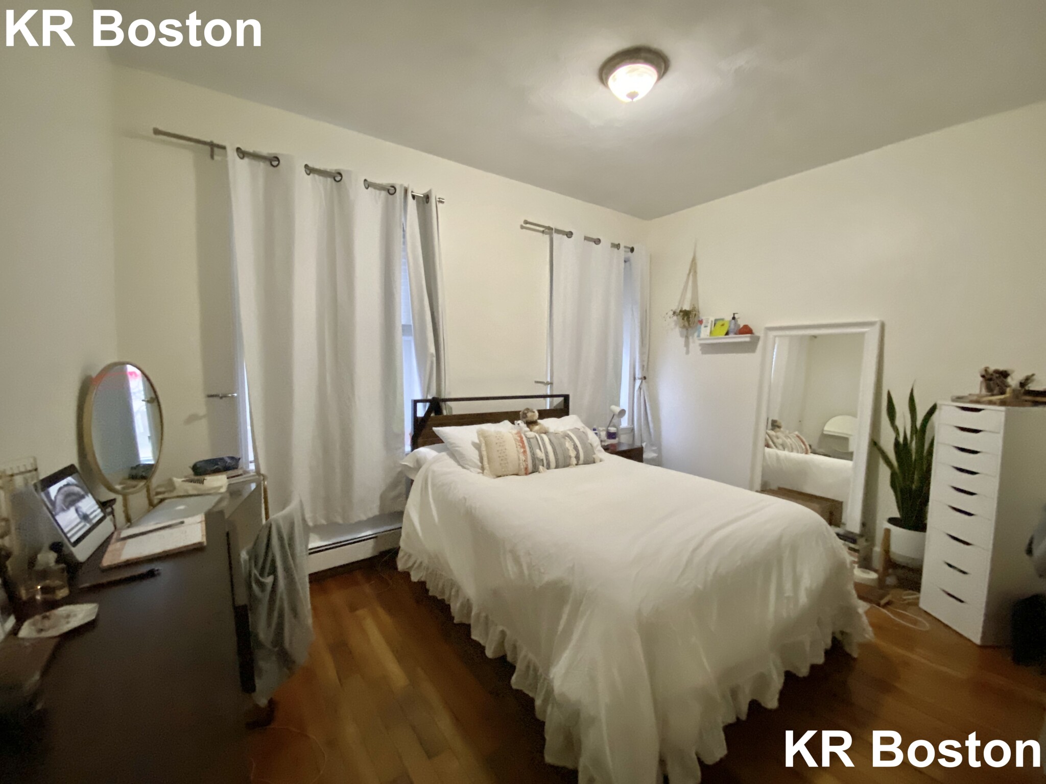 526 Harvard St, Coolidge Corner