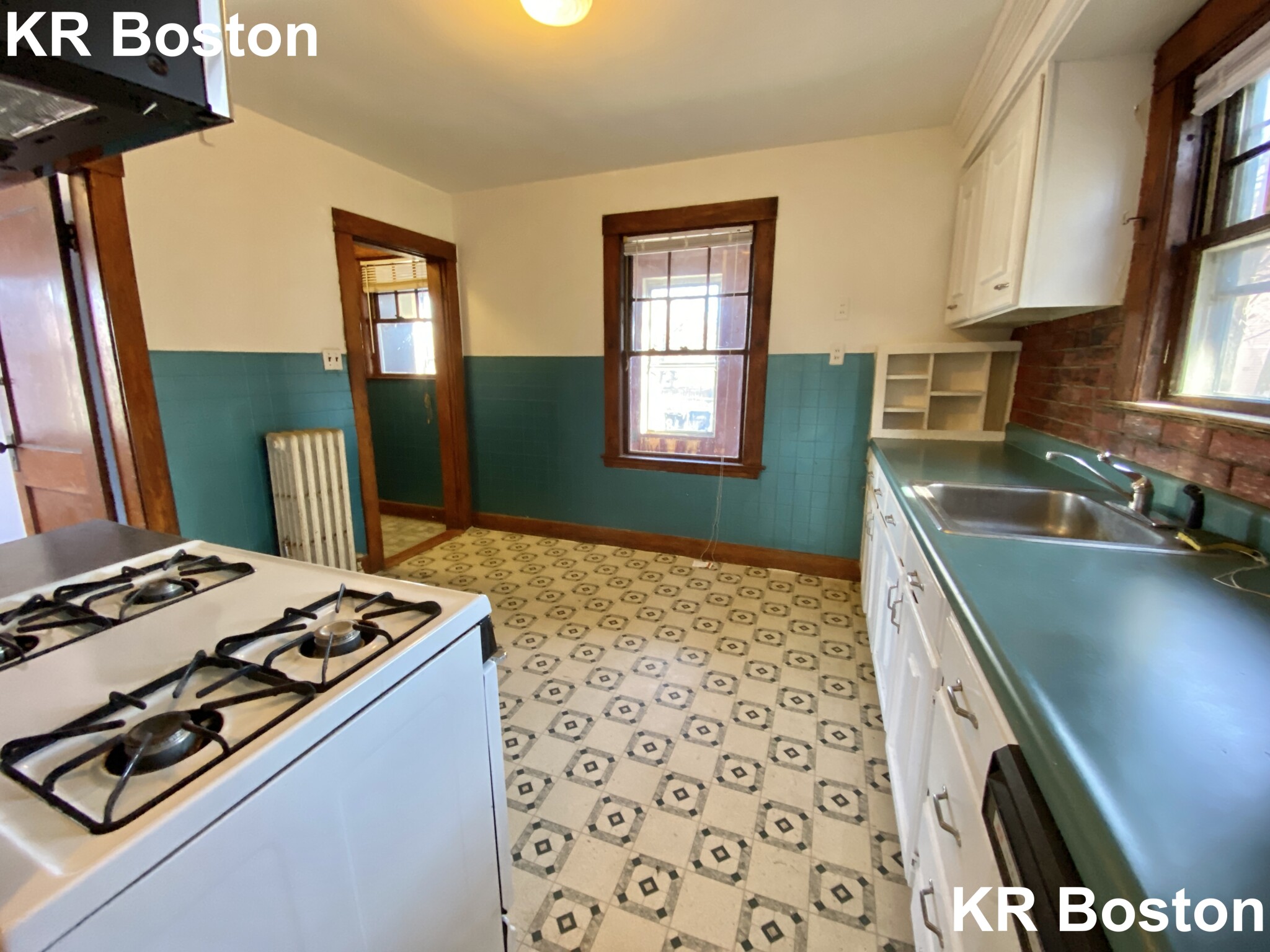 81 Beechcroft St, Brighton