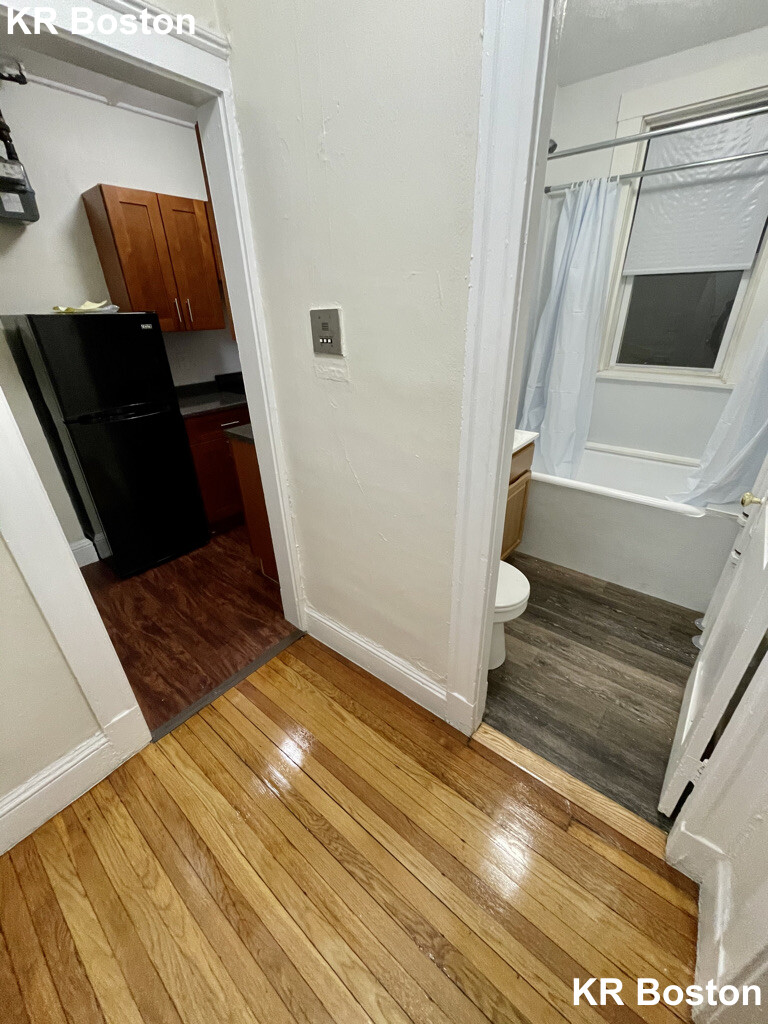 1179 Boylston St, Fenway