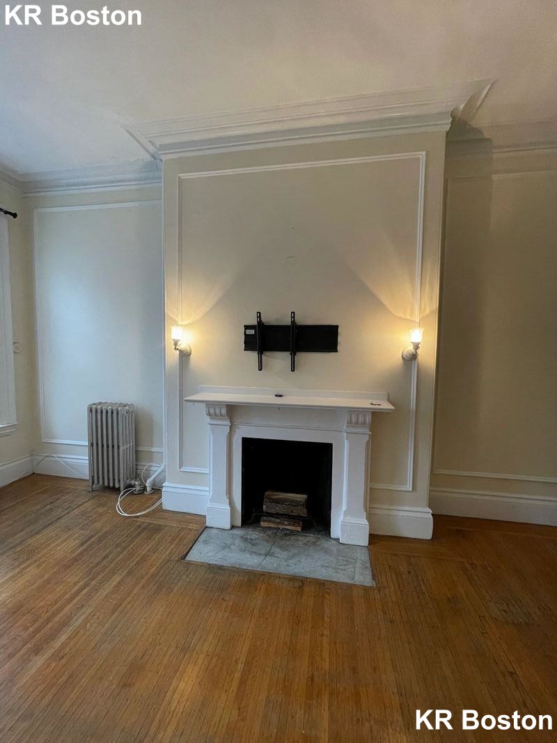 1 bed, 1 bath apartment for rent at 172 Marlborough St Unit 2R, Boston — photo 6 of 8