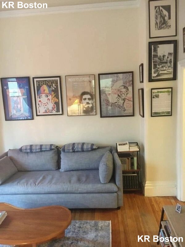 1 bed, 1 bath apartment for rent at 92 Marlborough St Unit 4, Boston — photo 3 of 5