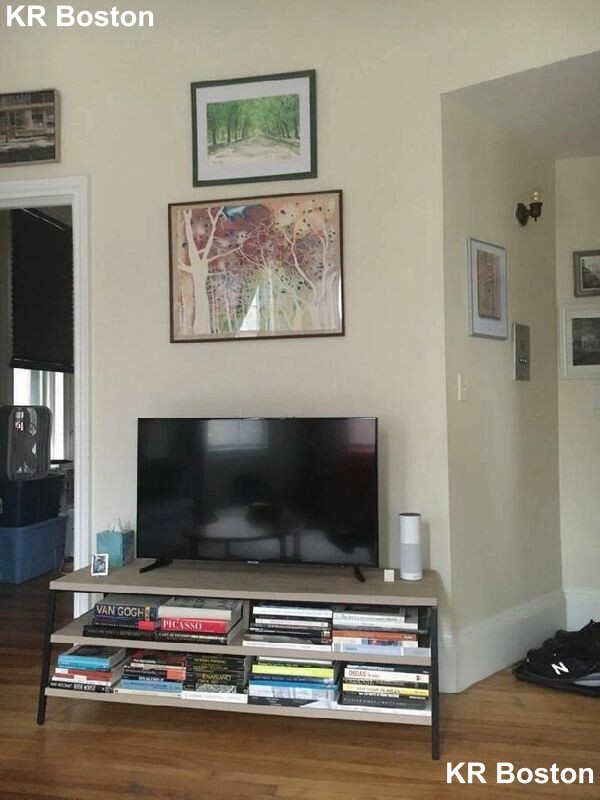 1 bed, 1 bath apartment for rent at 92 Marlborough St Unit 4, Boston — photo 5 of 5