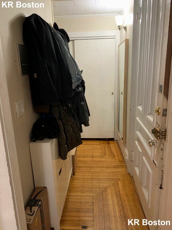 1 bed, 1 bath apartment for rent at 205 Beacon St Unit 5, Back Bay