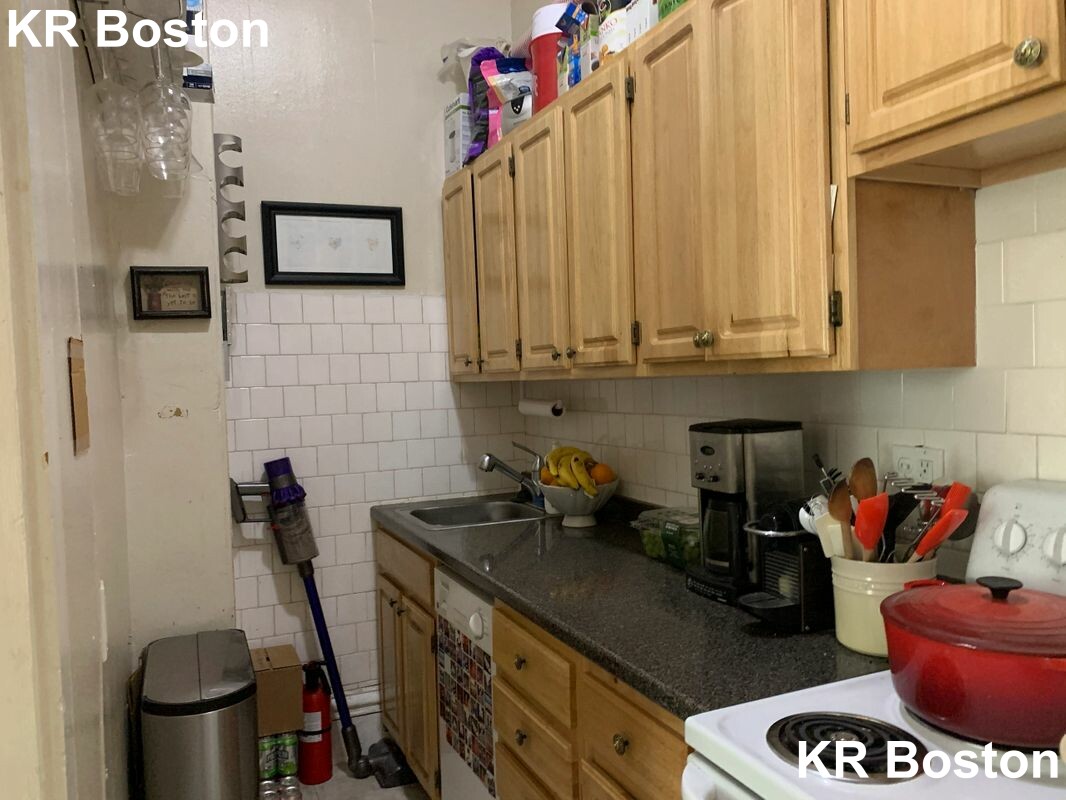 1 bed, 1 bath apartment for rent at 205 Beacon St Unit 5, Back Bay — photo 5 of 5