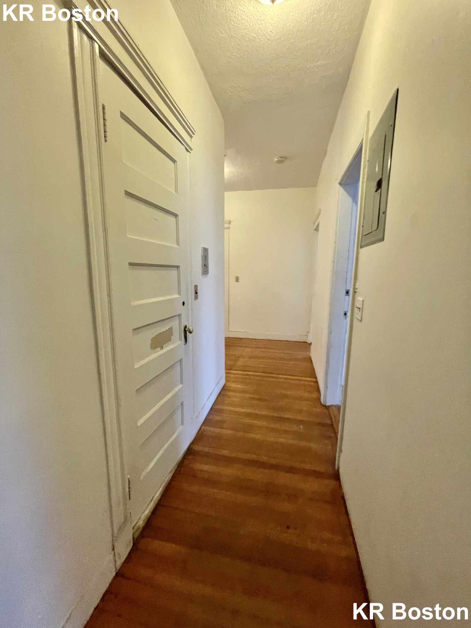 5 bed, 2 bath apartment for rent at 1905 Beacon St Unit 2, Brookline — photo 37 of 50