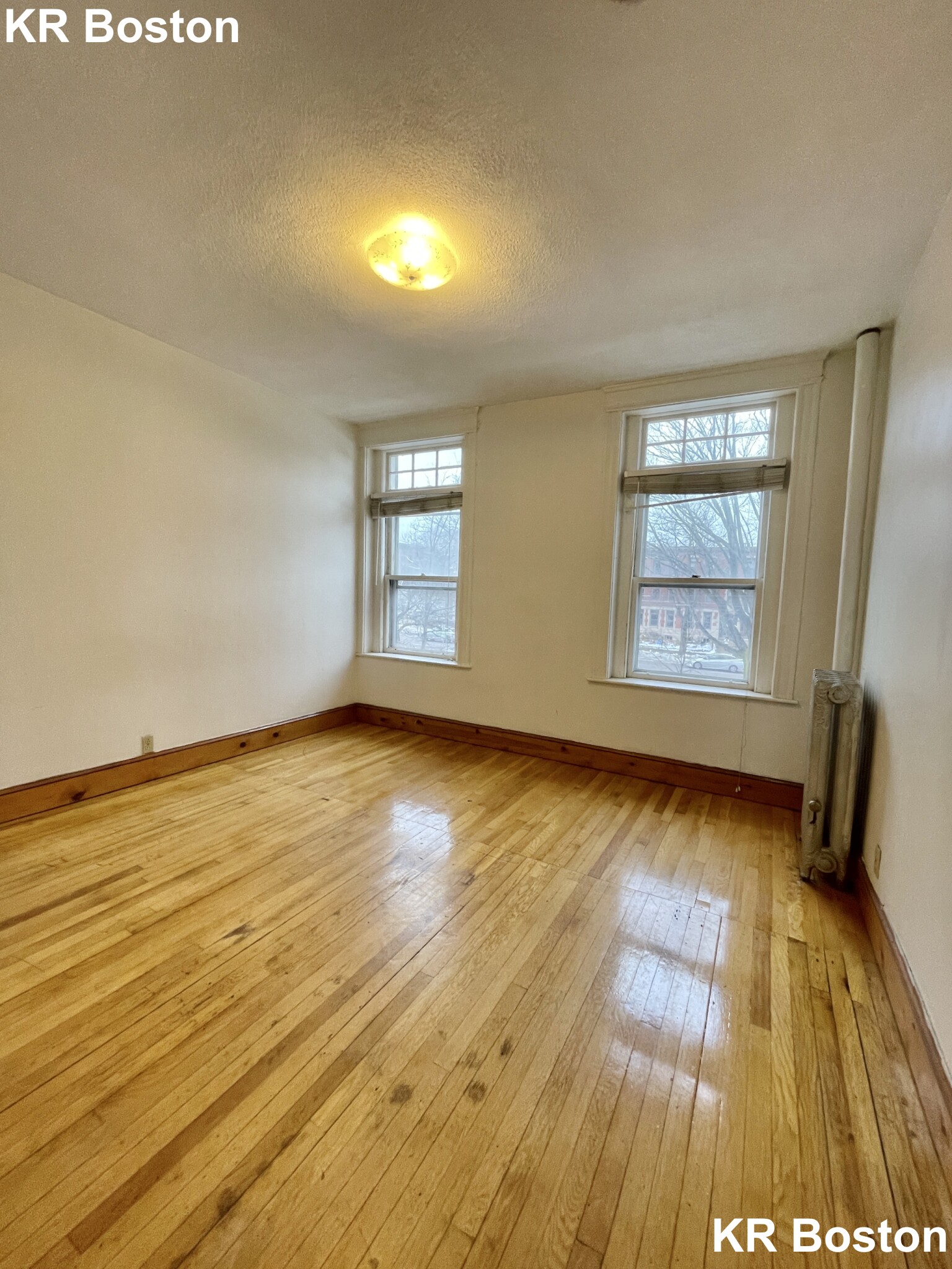 5 bed, 2 bath apartment for rent at 1905 Beacon St Unit 2, Brookline — photo 46 of 50