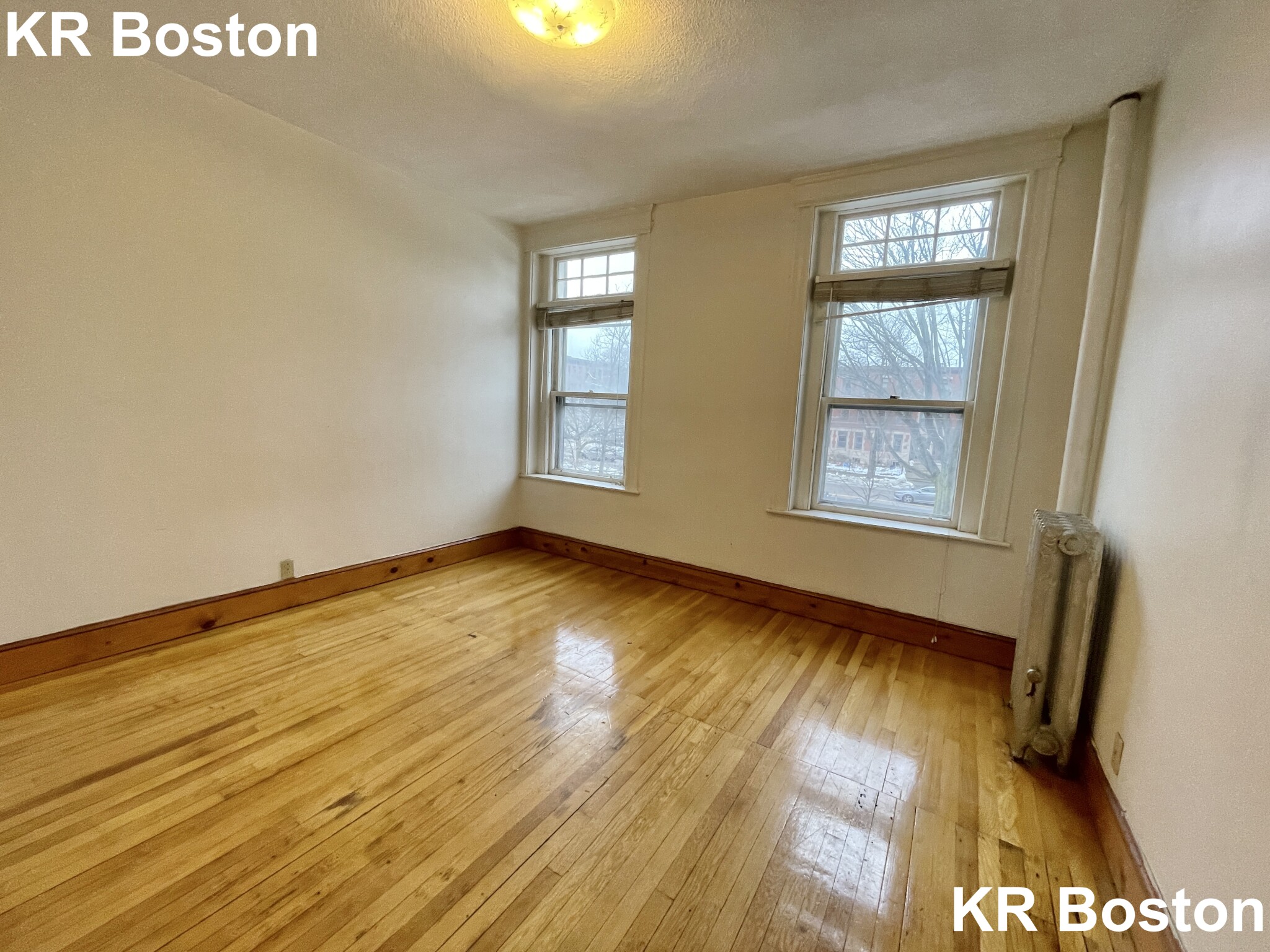 5 bed, 2 bath apartment for rent at 1905 Beacon St Unit 2, Brookline — photo 50 of 50