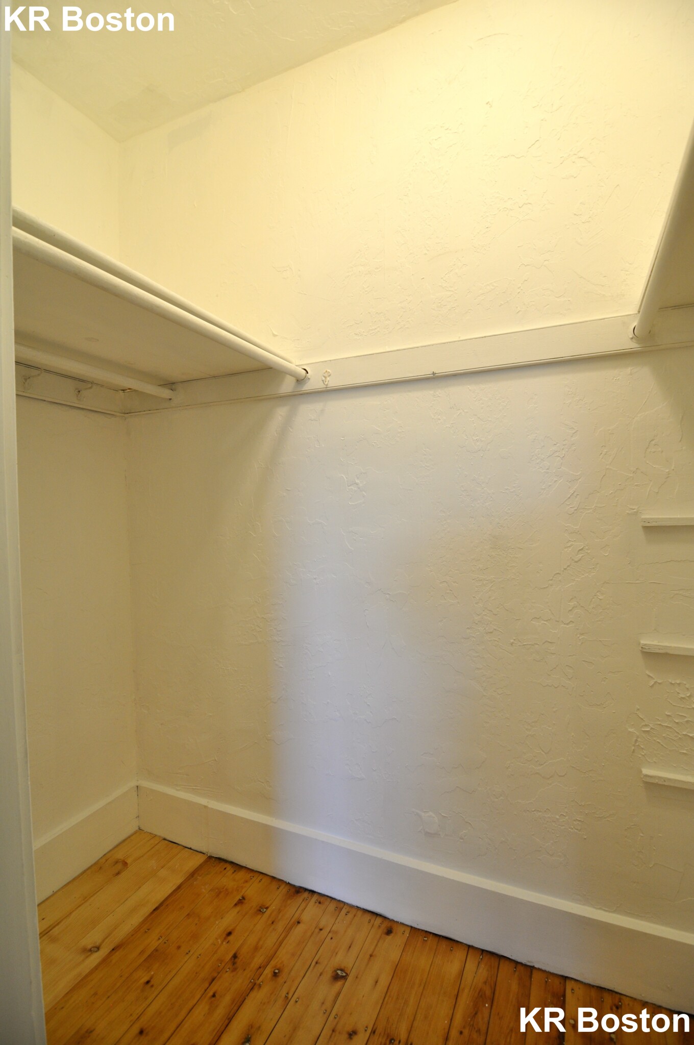 4 bed, 1 bath apartment for rent at 42 Fenway Unit 5, Fenway — photo 16 of 22