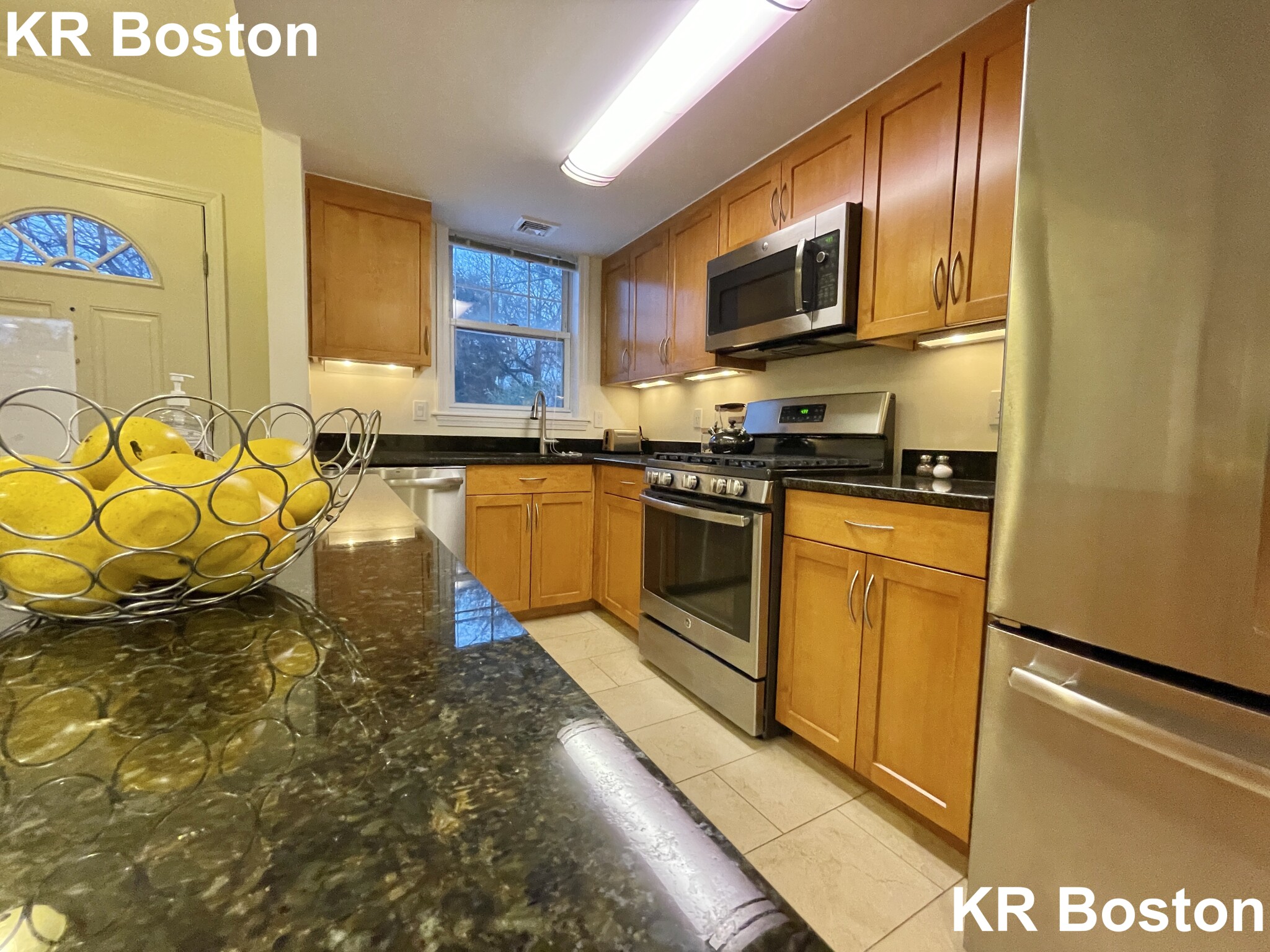 2 bed, 1.5 bath apartment for rent at 220 Sherman Rd, West Roxbury — photo 5 of 50