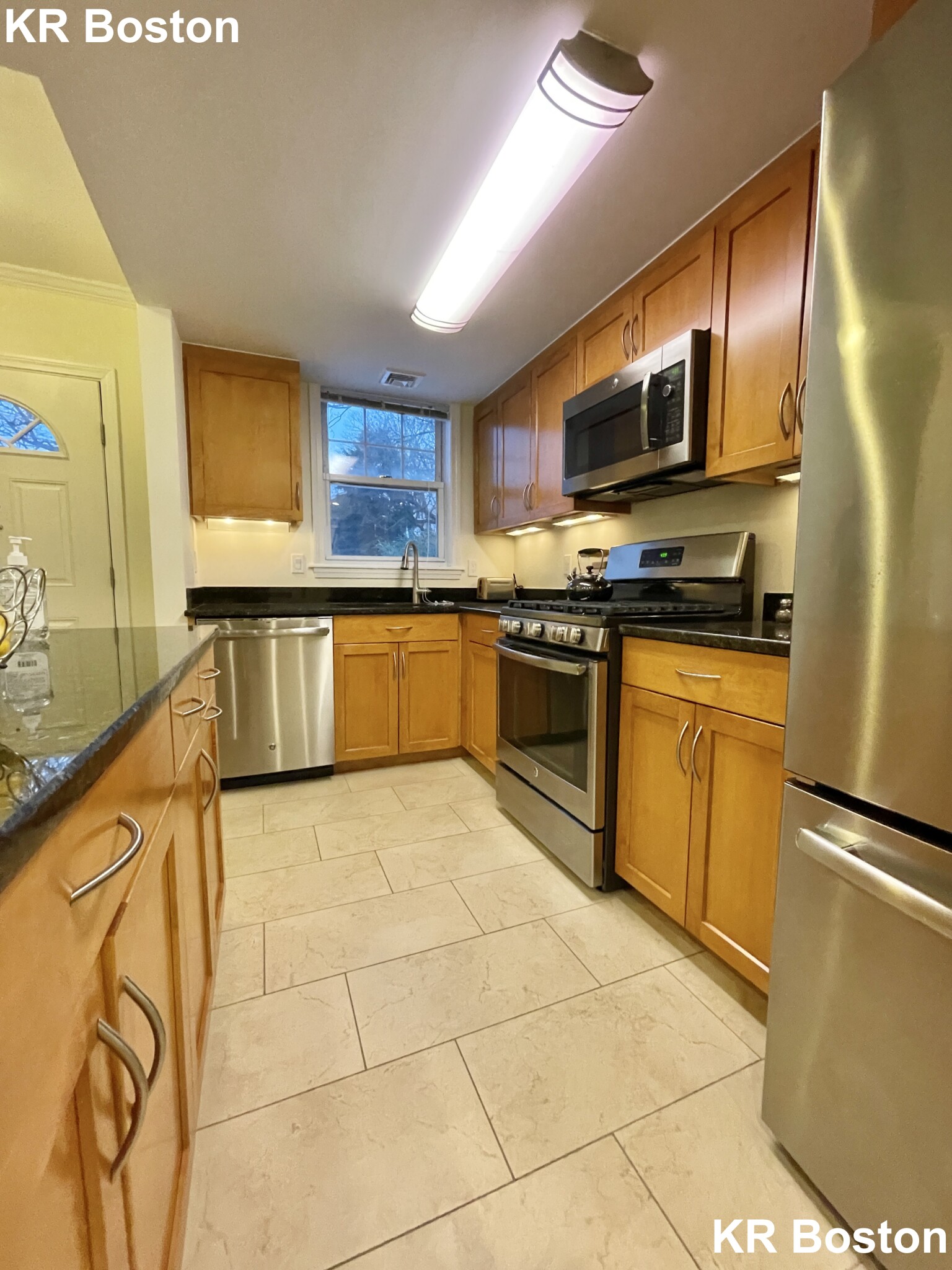 2 bed, 1.5 bath apartment for rent at 220 Sherman Rd, West Roxbury — photo 24 of 50