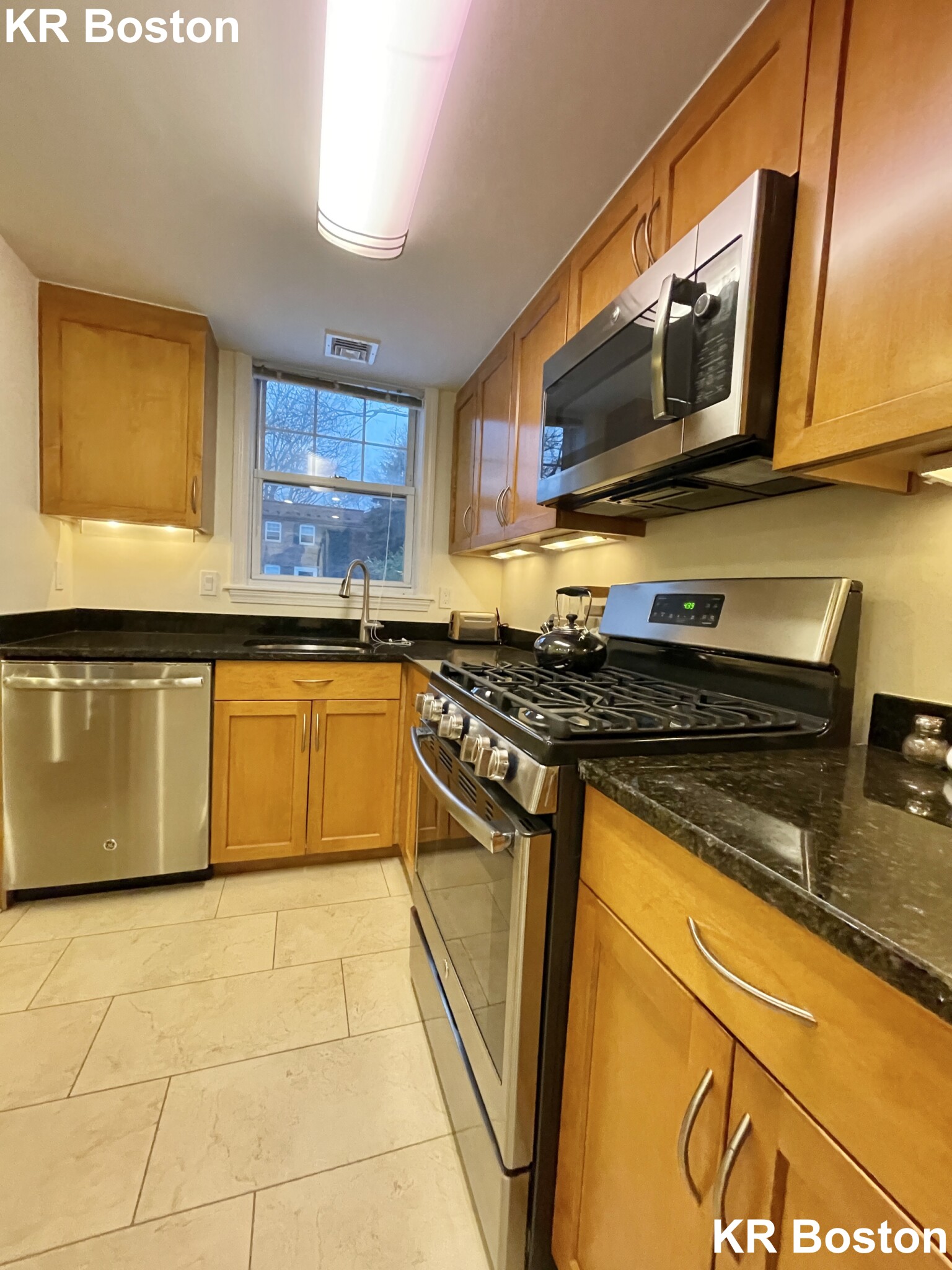2 bed, 1.5 bath apartment for rent at 220 Sherman Rd, West Roxbury — photo 29 of 50