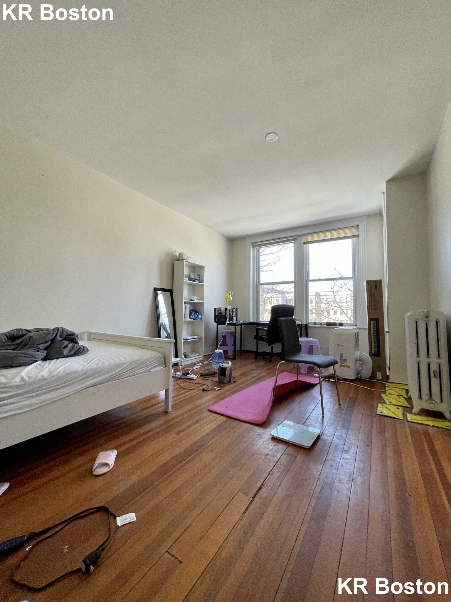 3 bed, 1 bath apartment for rent at 1130 Commonwealth Ave Unit 5, Allston — photo 57 of 120
