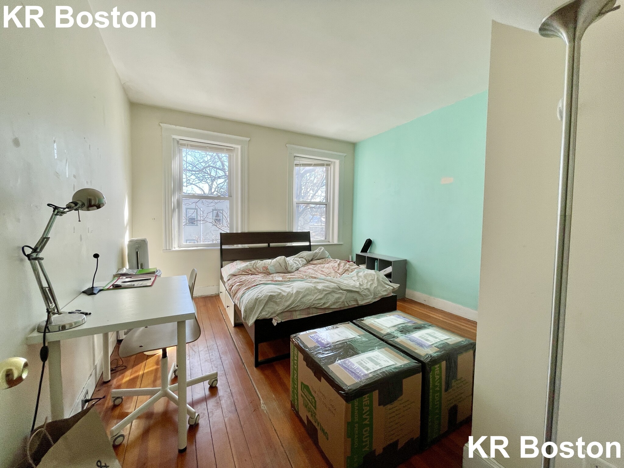 3 bed, 1 bath apartment for rent at 1130 Commonwealth Ave Unit 5, Allston