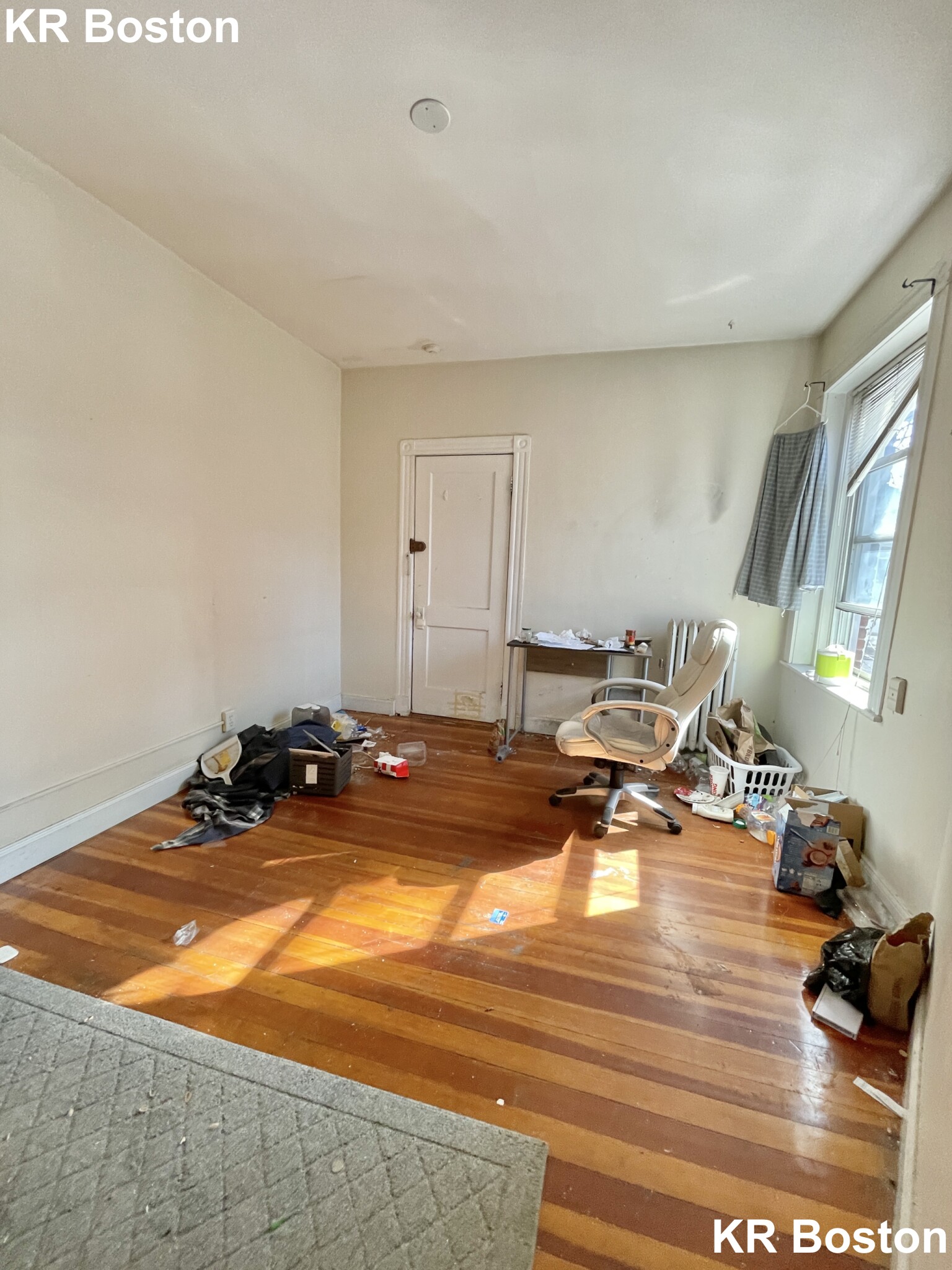 3 bed, 1 bath apartment for rent at 1130 Commonwealth Ave Unit 5, Allston — photo 96 of 120