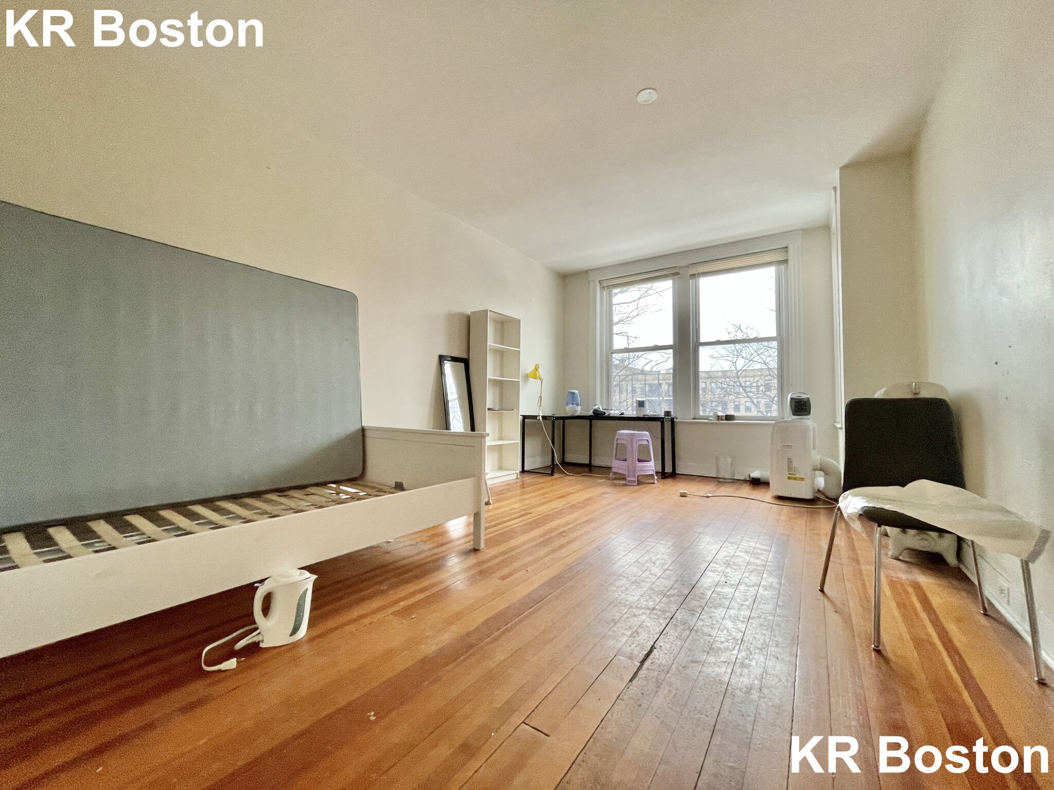 3 bed, 1 bath apartment for rent at 1130 Commonwealth Ave Unit 5, Allston — photo 47 of 120