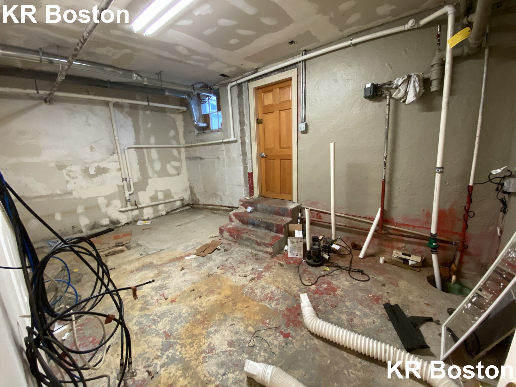 33 Lancaster Ter, Washington Square