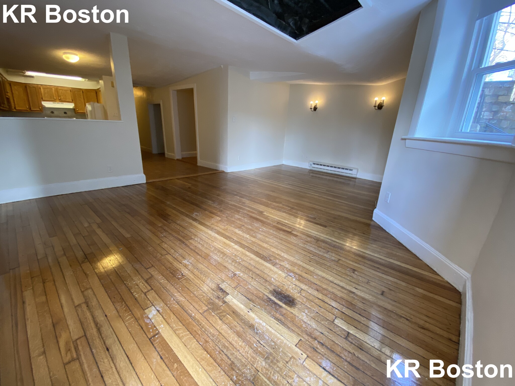 33 Lancaster Ter, Washington Square