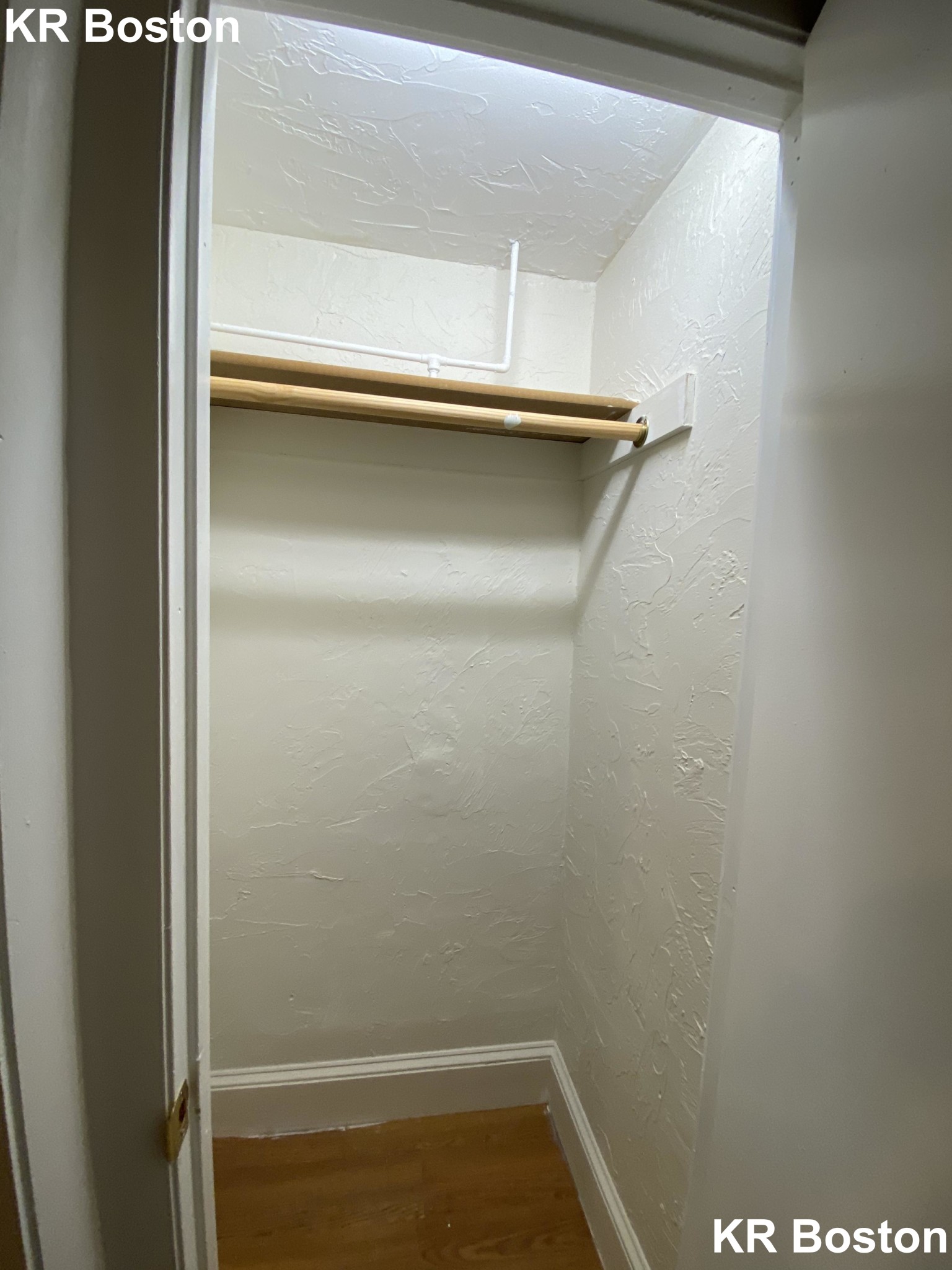 33 Lancaster Ter, Washington Square