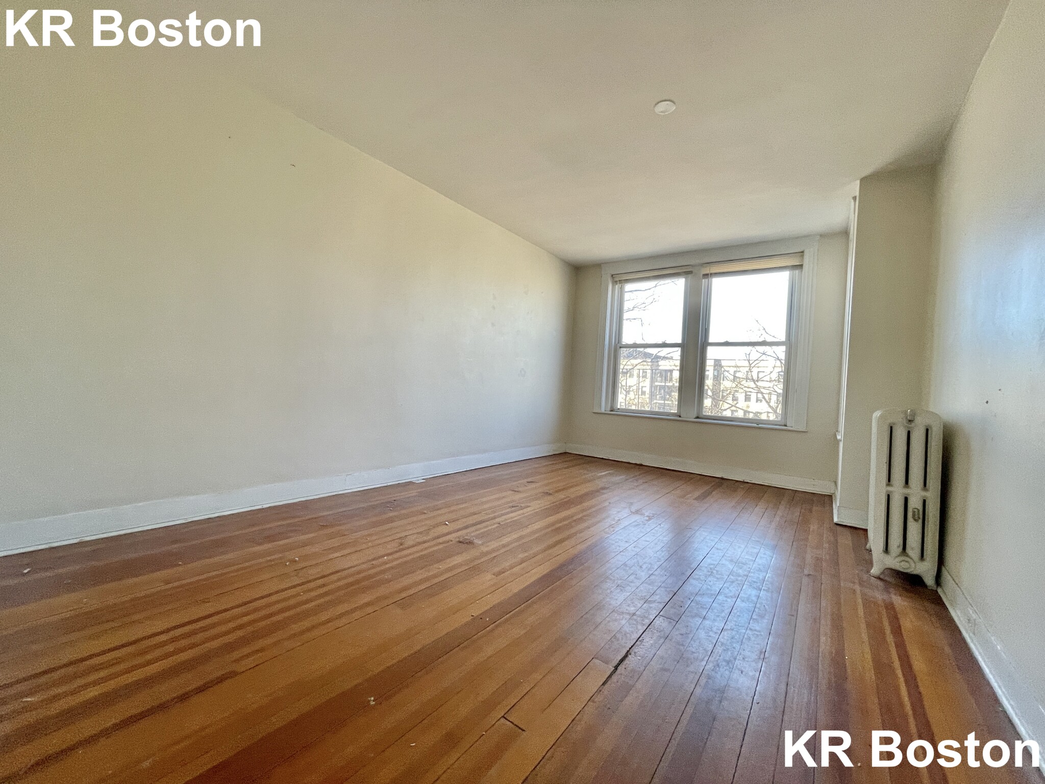 3 bed, 1 bath apartment for rent at 1130 Commonwealth Ave Unit 5, Allston — photo 11 of 120