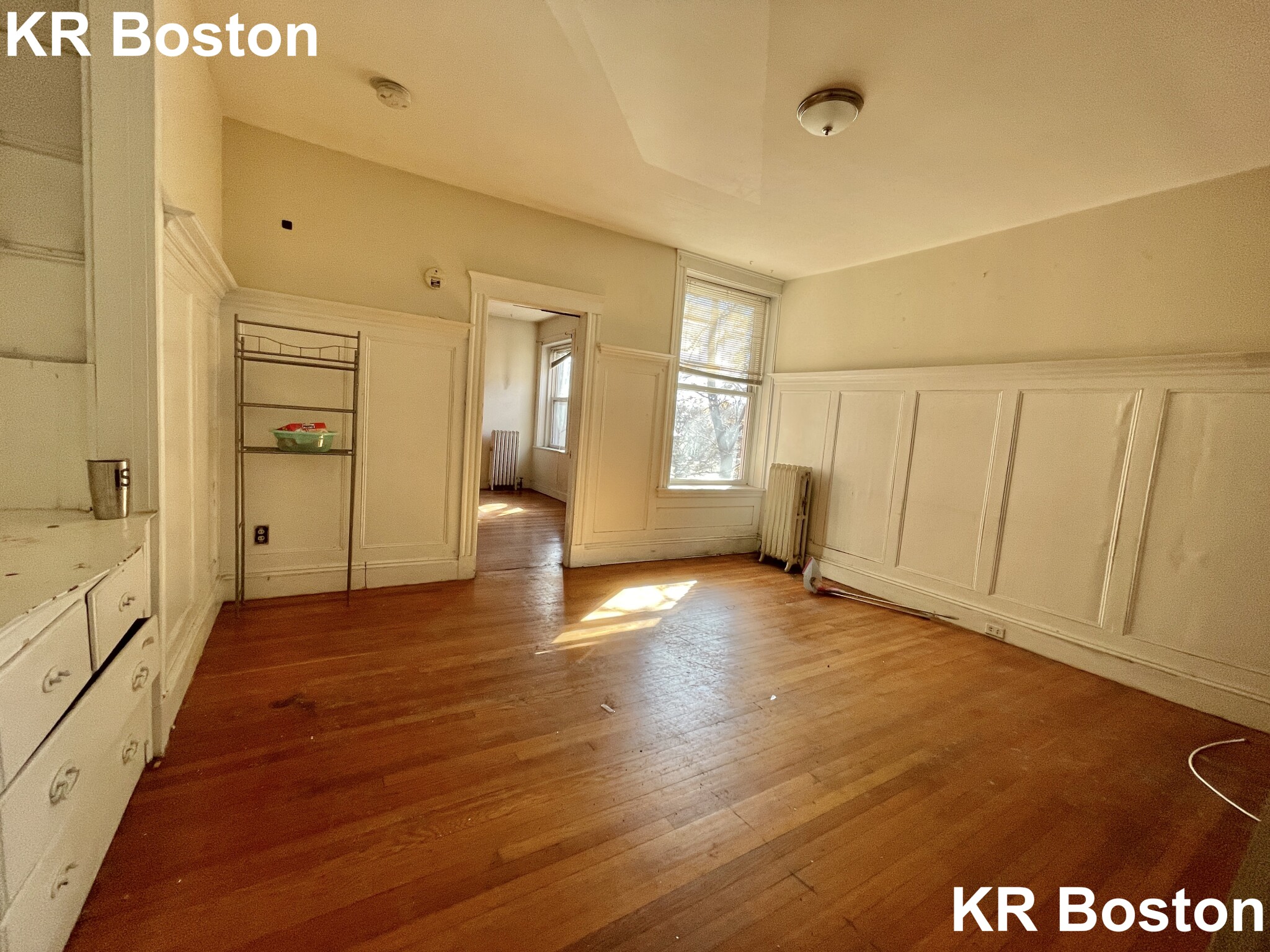 3 bed, 1 bath apartment for rent at 1130 Commonwealth Ave Unit 5, Allston — photo 30 of 120