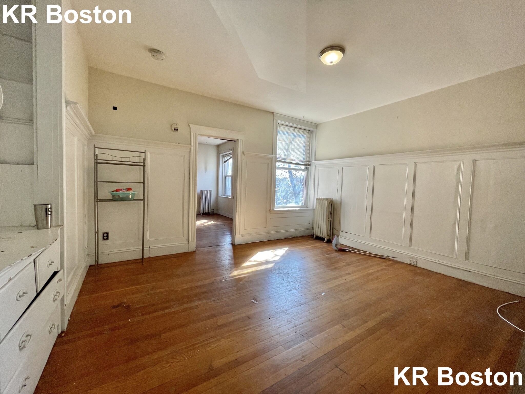 3 bed, 1 bath apartment for rent at 1130 Commonwealth Ave Unit 5, Allston — photo 31 of 120
