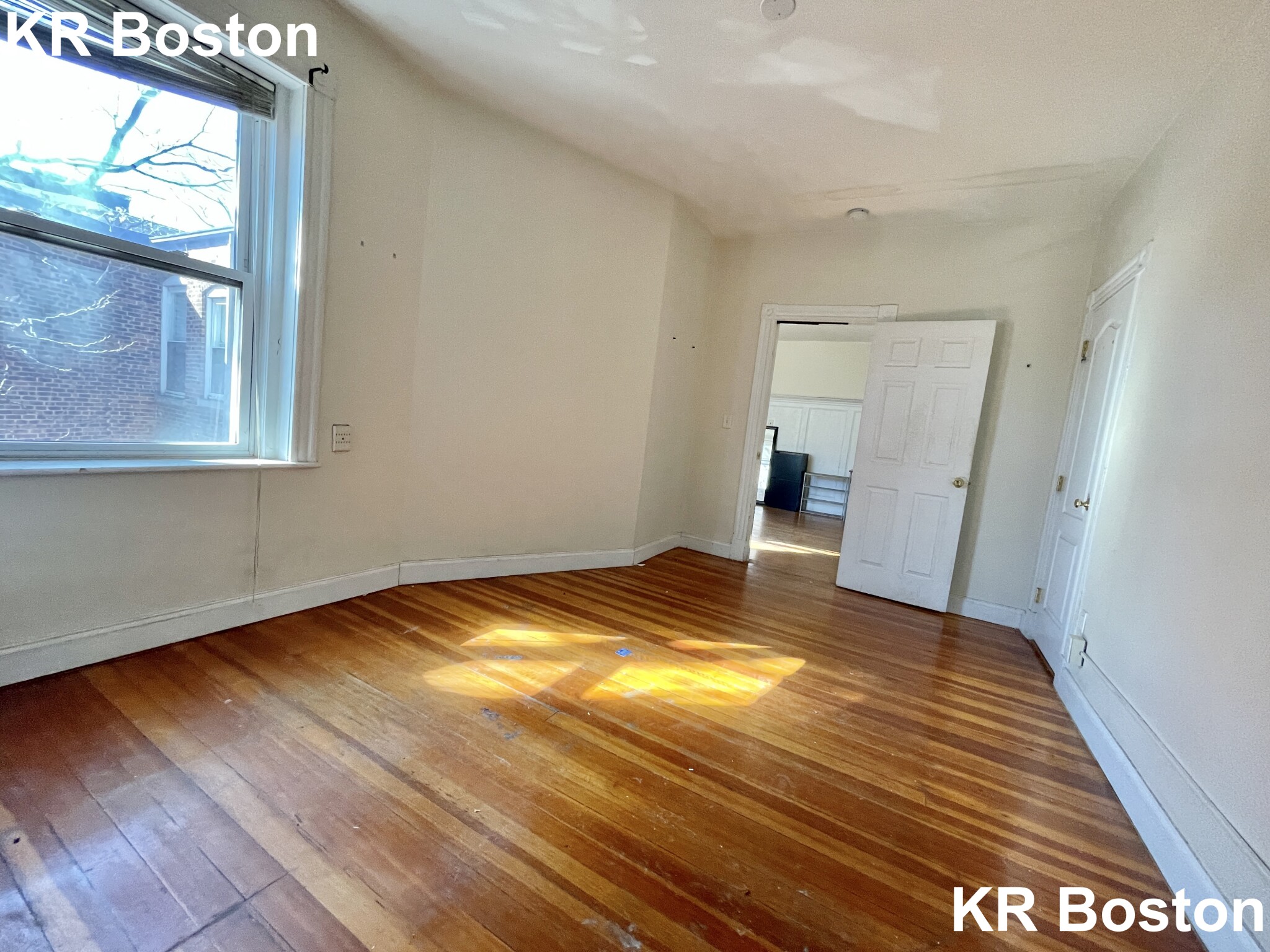 3 bed, 1 bath apartment for rent at 1130 Commonwealth Ave Unit 5, Allston — photo 45 of 120