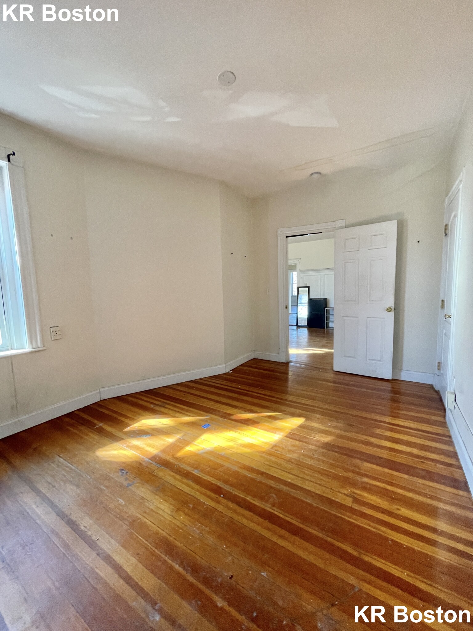 3 bed, 1 bath apartment for rent at 1130 Commonwealth Ave Unit 5, Allston — photo 43 of 120