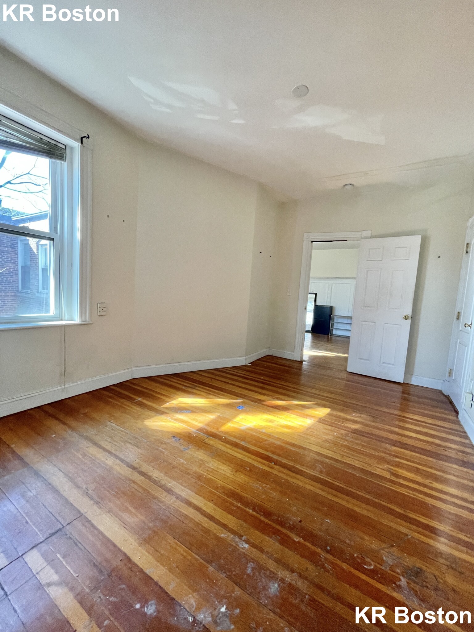 3 bed, 1 bath apartment for rent at 1130 Commonwealth Ave Unit 5, Allston — photo 46 of 120